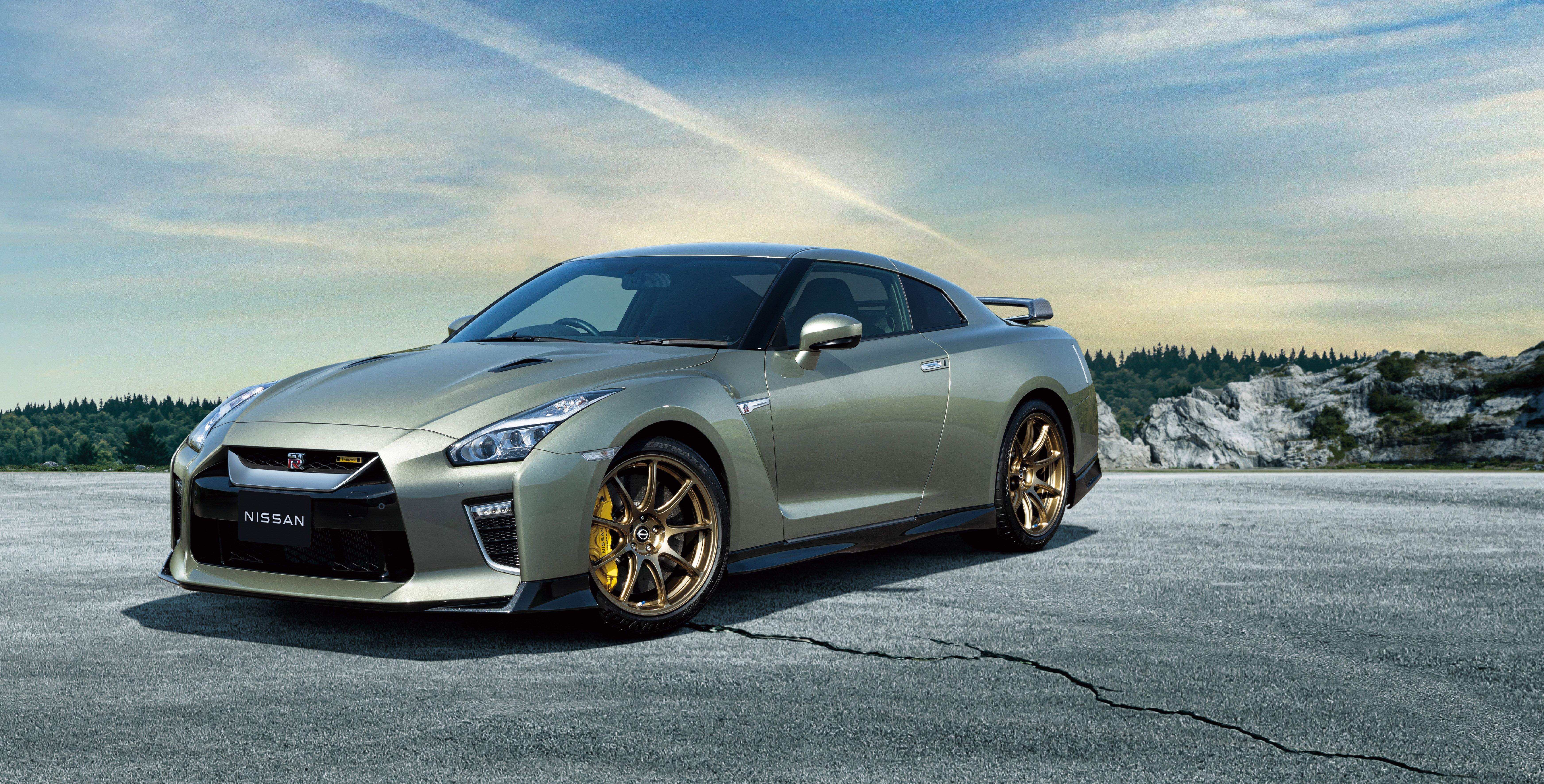 Nissan GT R T Spec Adds Millennium Jade And Midnight Purple