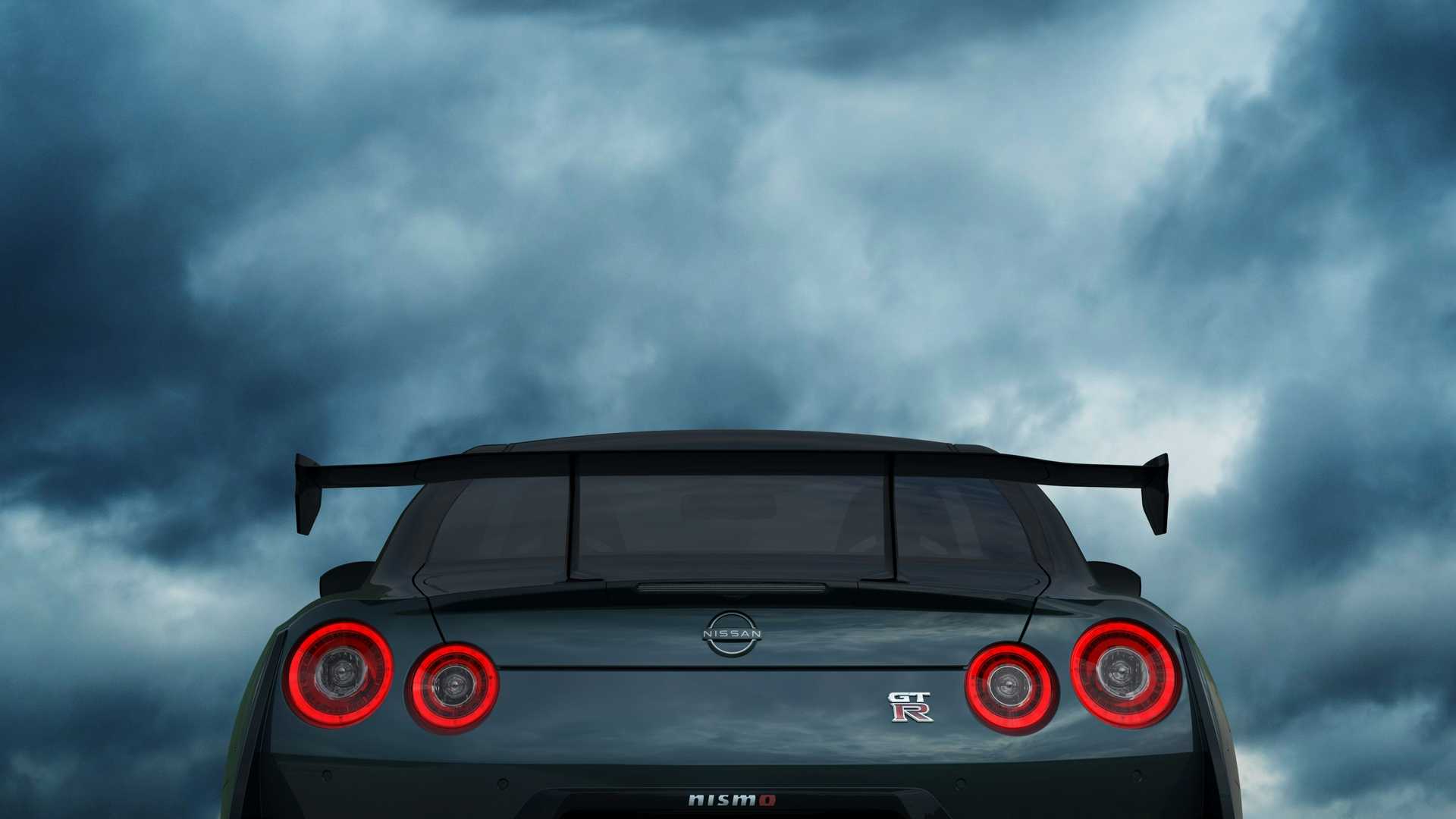 2024 Nissan GT-R Phone Wallpaper 005 - WSupercars