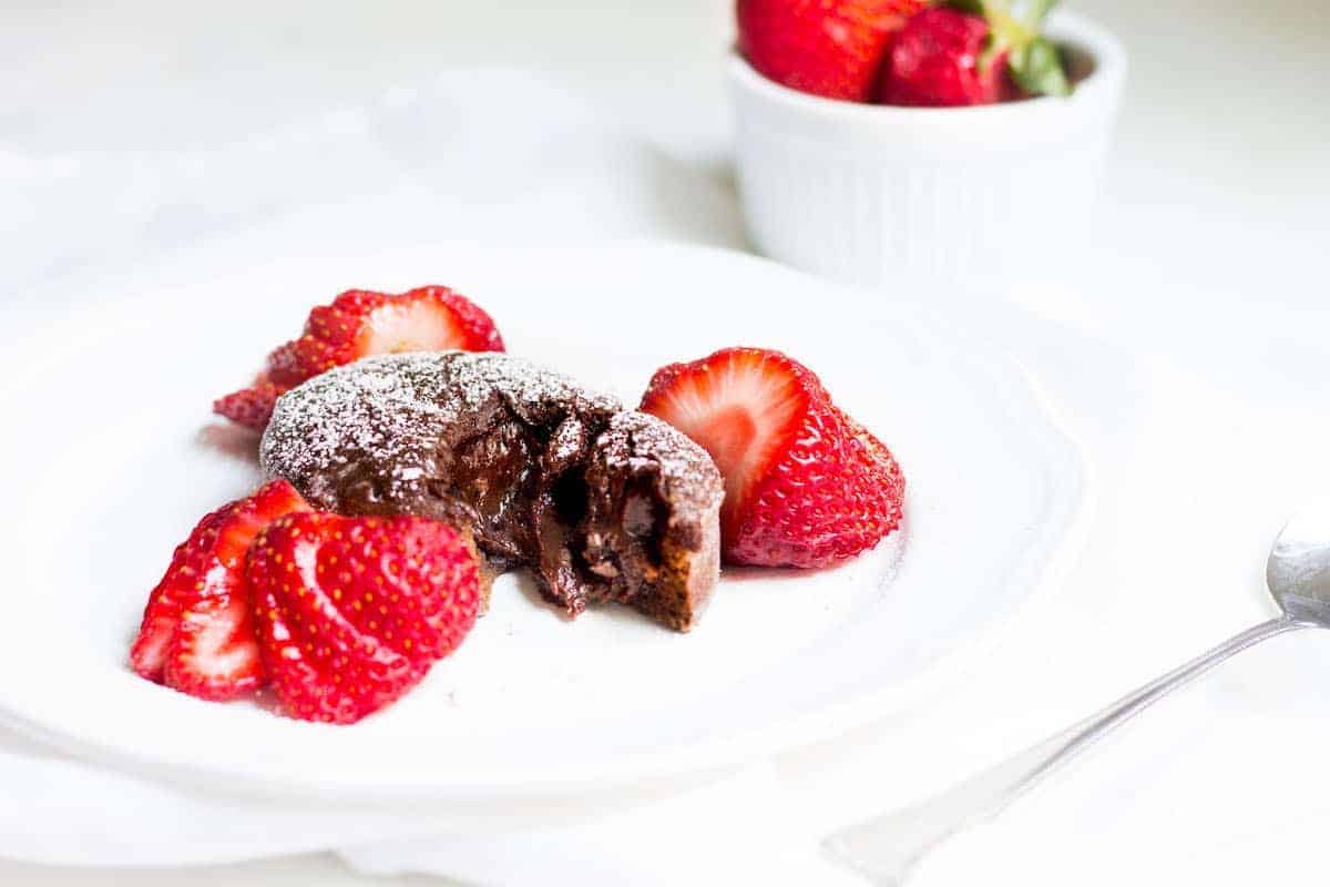 Molten Chocolate Cake (Moelleux au chocolat) Petit Four®