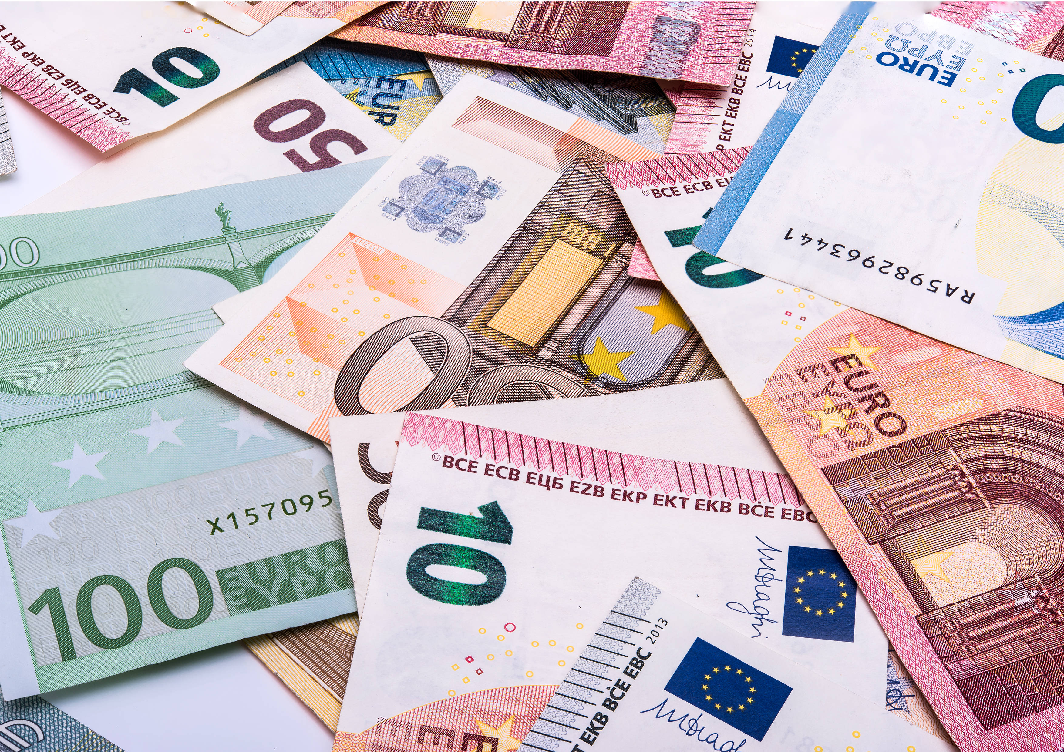Download Euro Money Spread Wallpaper