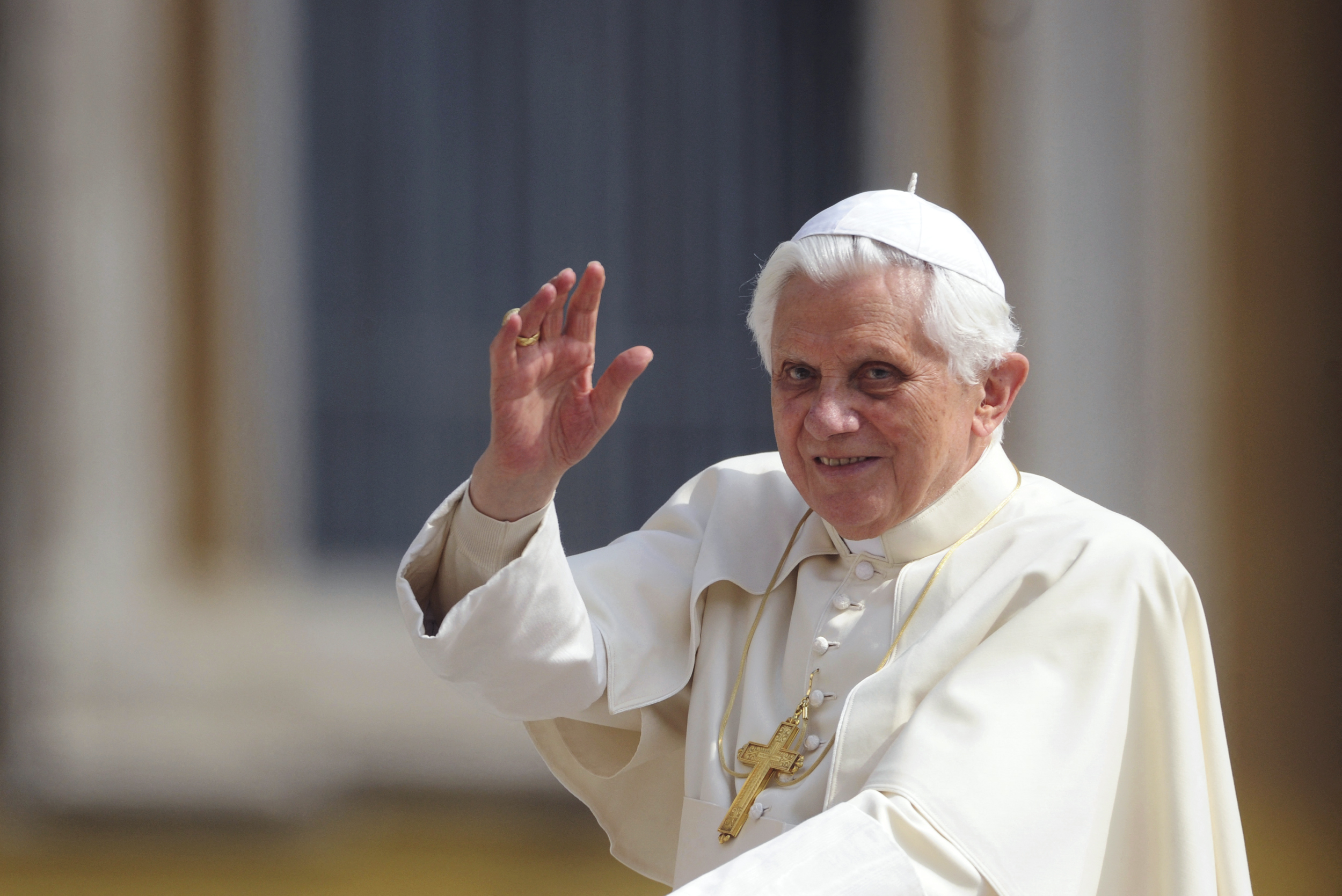 Ex pope Benedict 'very sick, ' Pope Francis says