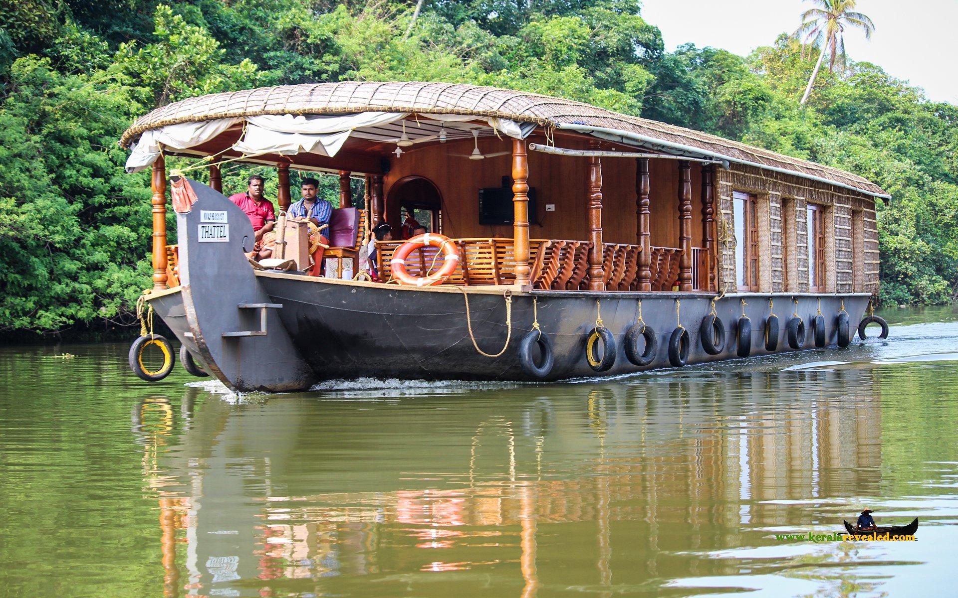 pics of houseboat