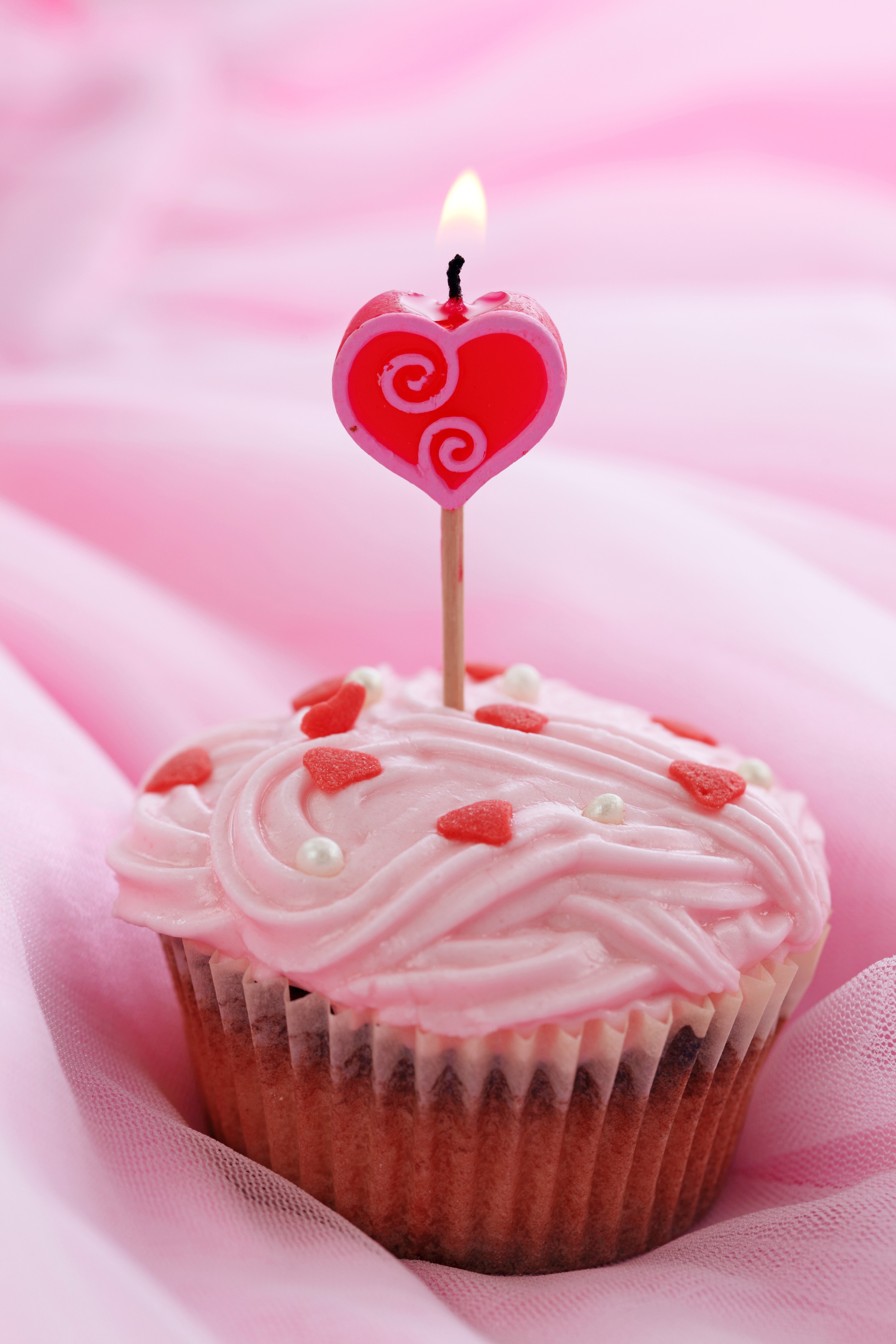 Valentine's Day, Sweets, Candles, Cupcake, Heart Gallery HD Wallpaper