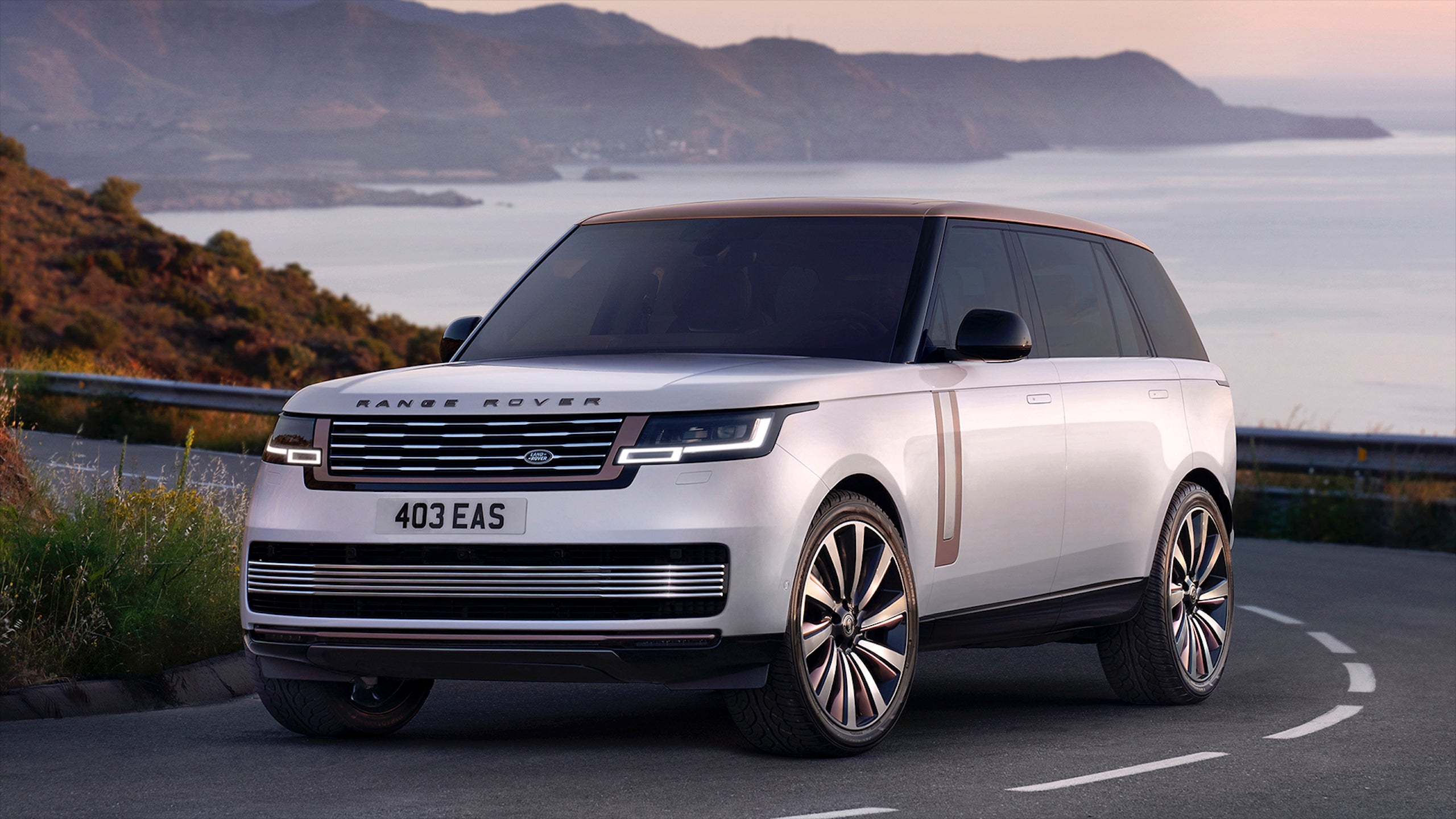 Check Out the 2023 Range Rover SV's Awesome Interior Wood Mosaic
