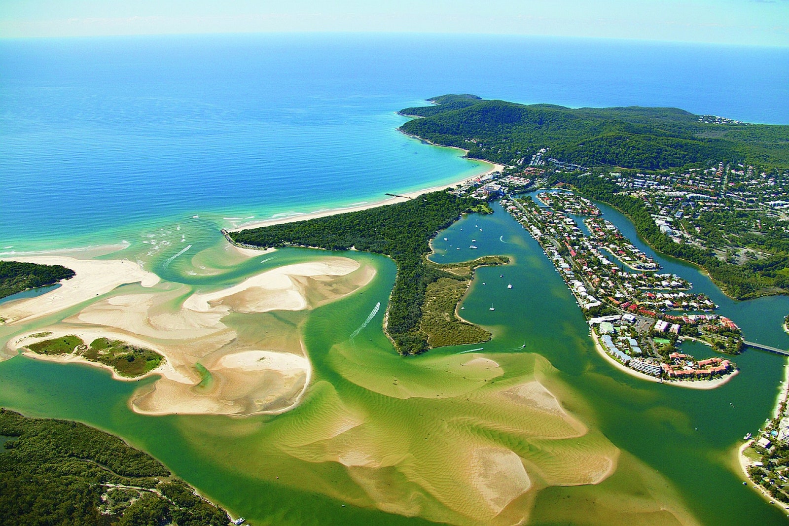 The best restaurants, bars and wineries in Noosa, Queensland, Australia
