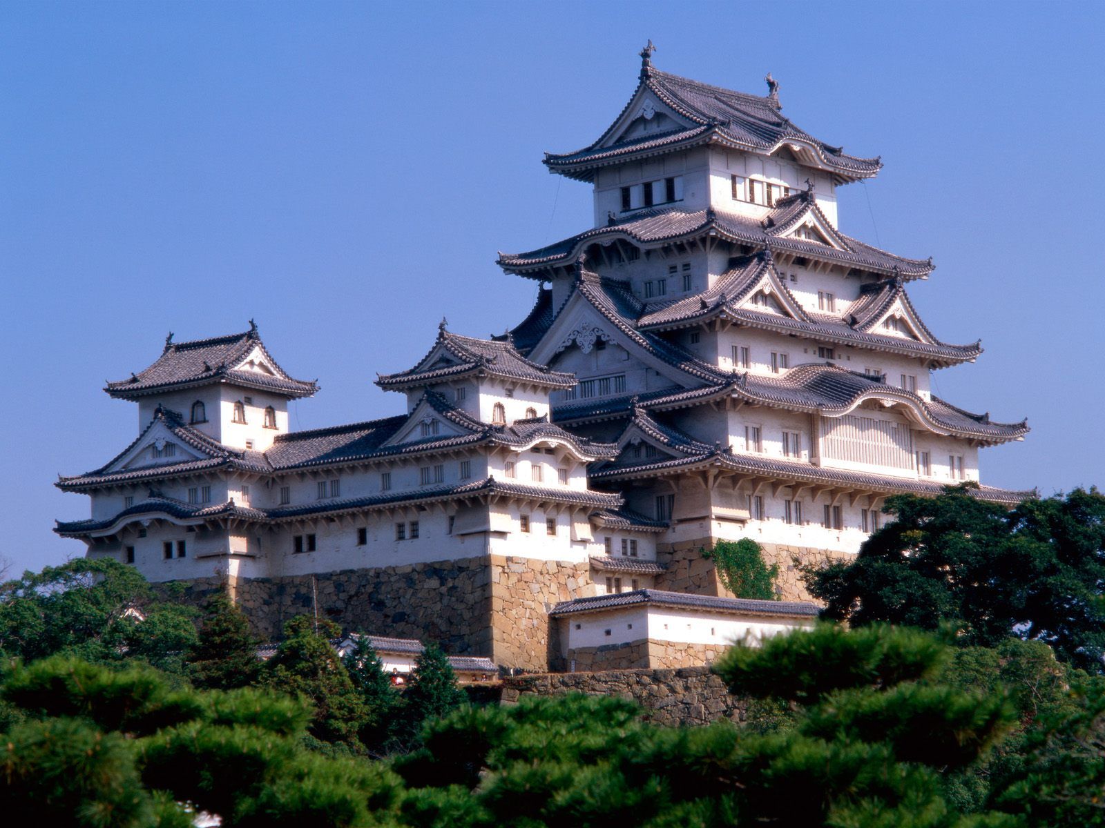 Himeji Castle wallpaper. Himeji castle, Japanese castle, Japan tourist