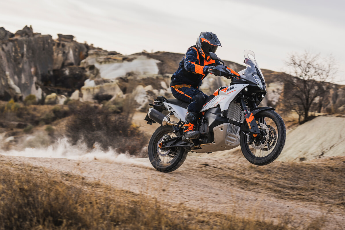 DARE TO TAKE THE NEXT STEP: DISCOVER THE WORLD OF EXPLORATION WITH THE REVIVED KTM 790 ADVENTURE PRESS CENTER