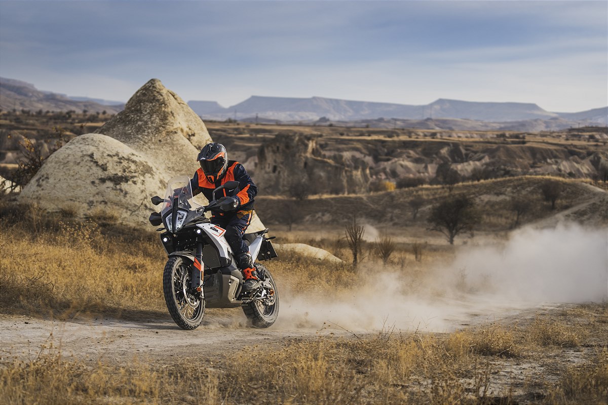 DARE TO TAKE THE NEXT STEP: DISCOVER THE WORLD OF EXPLORATION WITH THE REVIVED KTM 790 ADVENTURE PRESS CENTER
