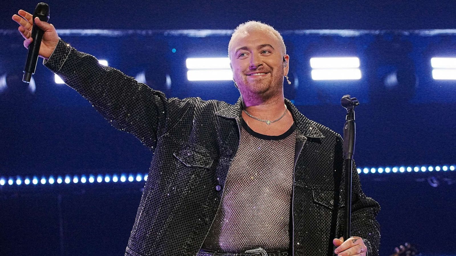 Sam Smith on why they won't get upset if you use the wrong pronouns: 'Mistakes happen' Morning America