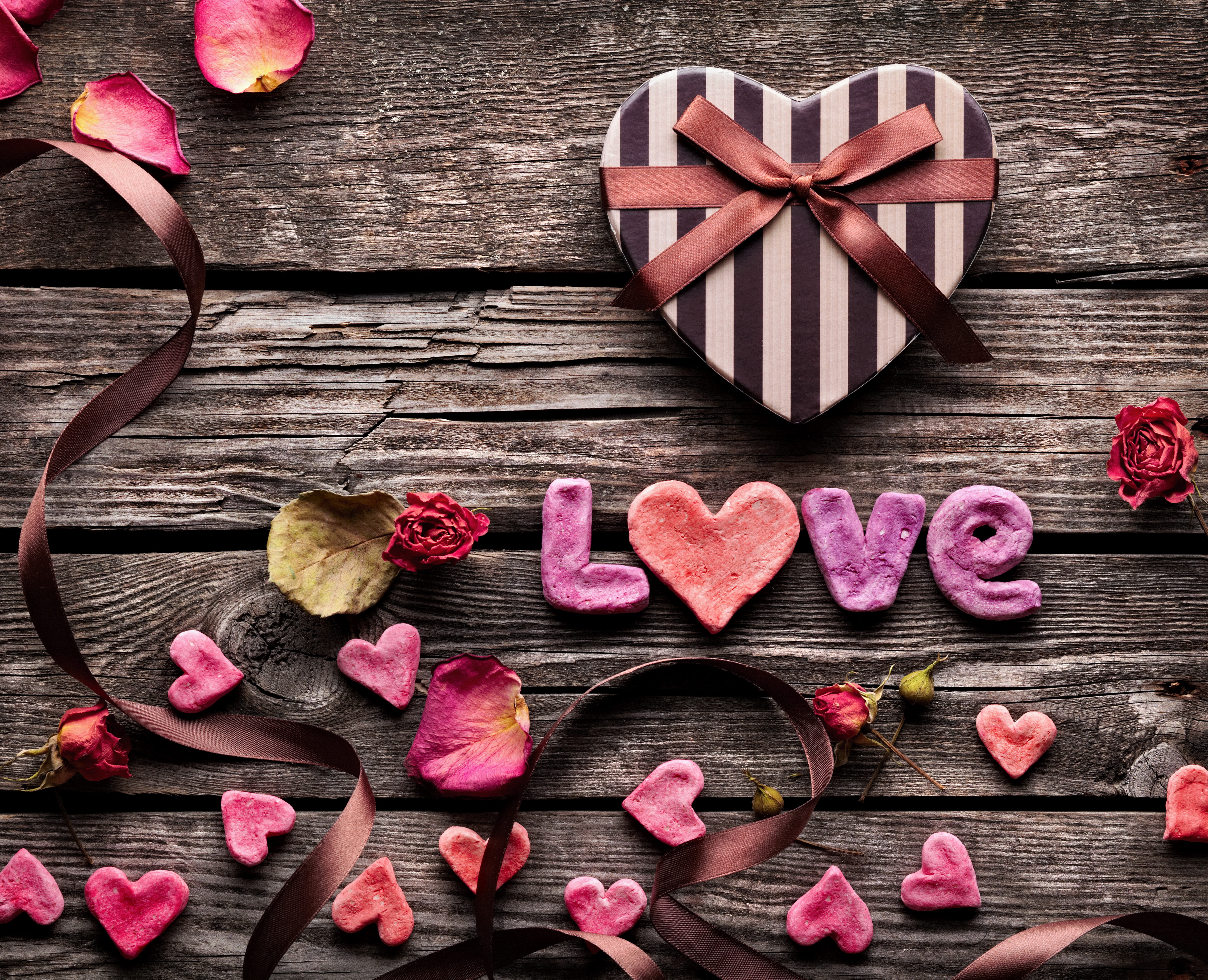 4K, 5K, 6K, 7K, Valentine's Day, Love, Gifts, Heart, Petals Gallery HD Wallpaper