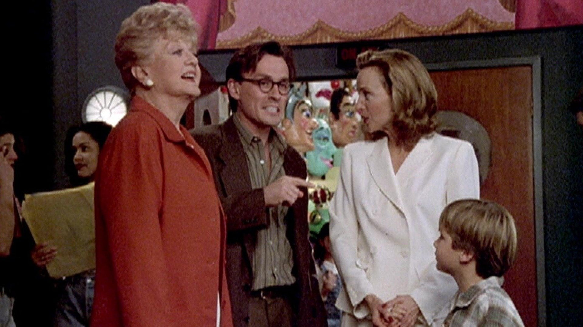 Watch Murder, She Wrote Season 12, Episode 15: The Dark Side of the Door