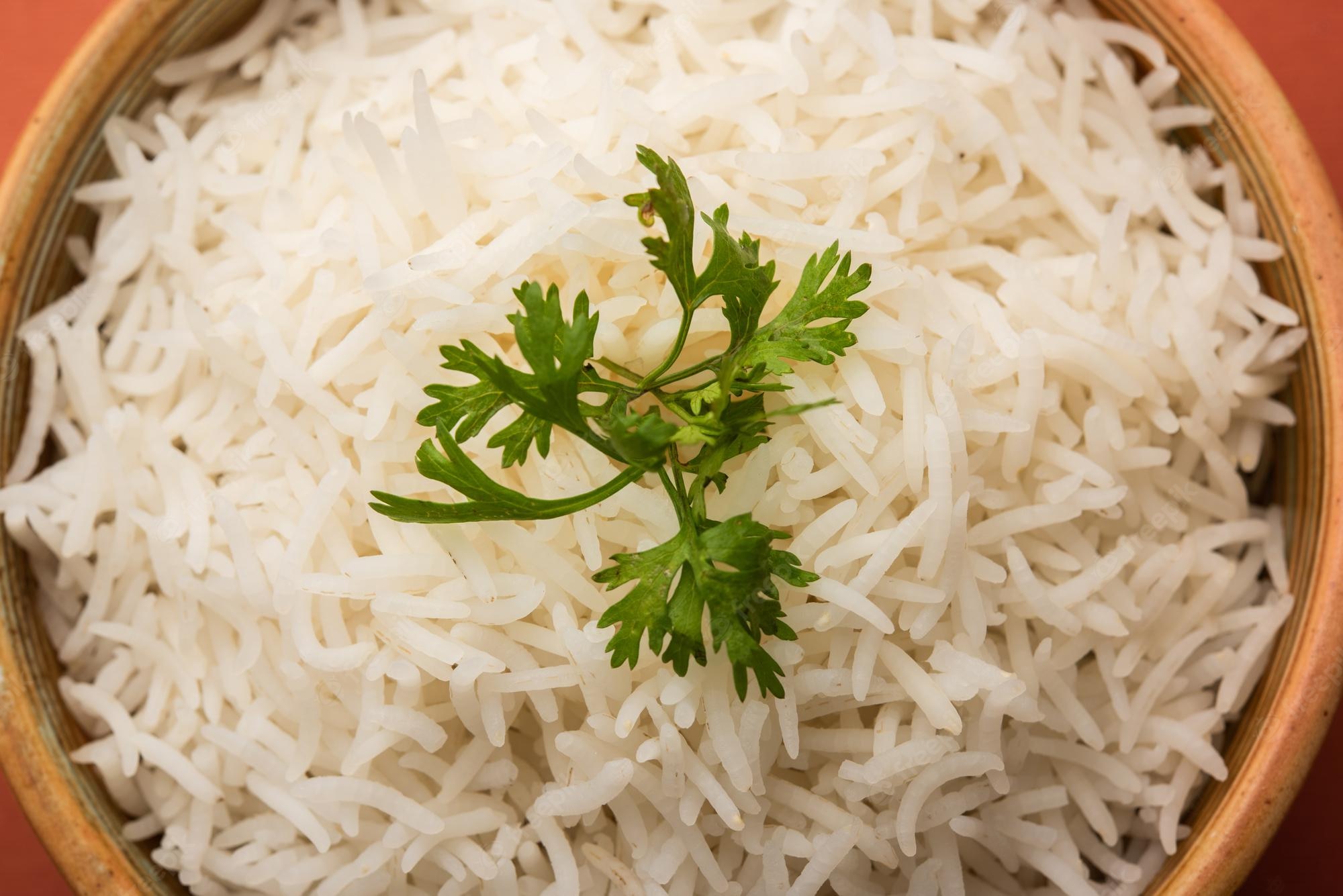 Steaming white rice in a steam фото 86