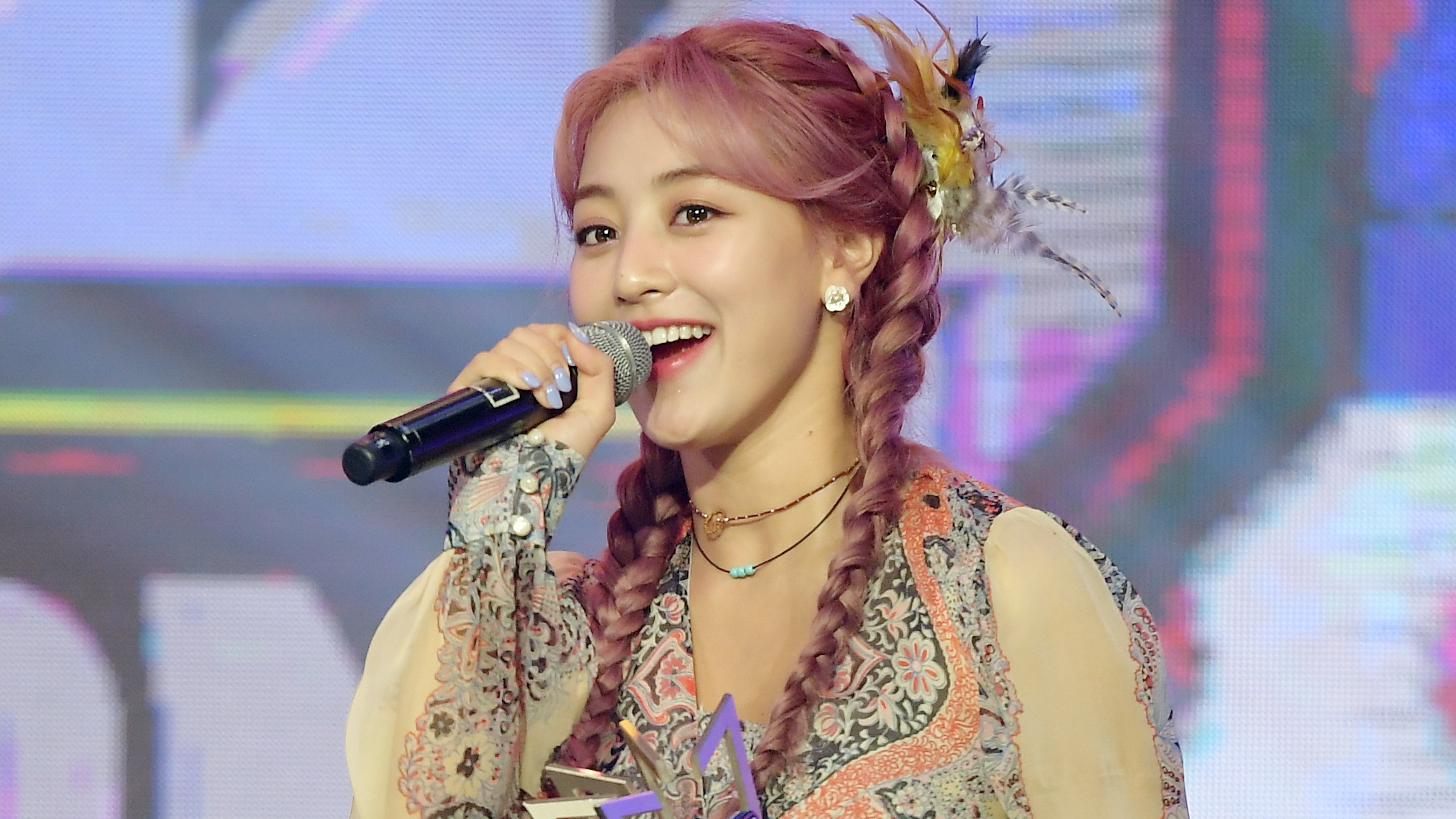 Why TWICE's Jihyo Just Dyed Her Hair Red