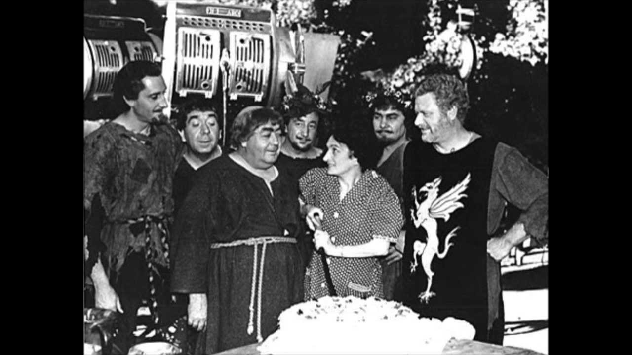 Behind the Scenes Photo: The Adventures of Robin Hood