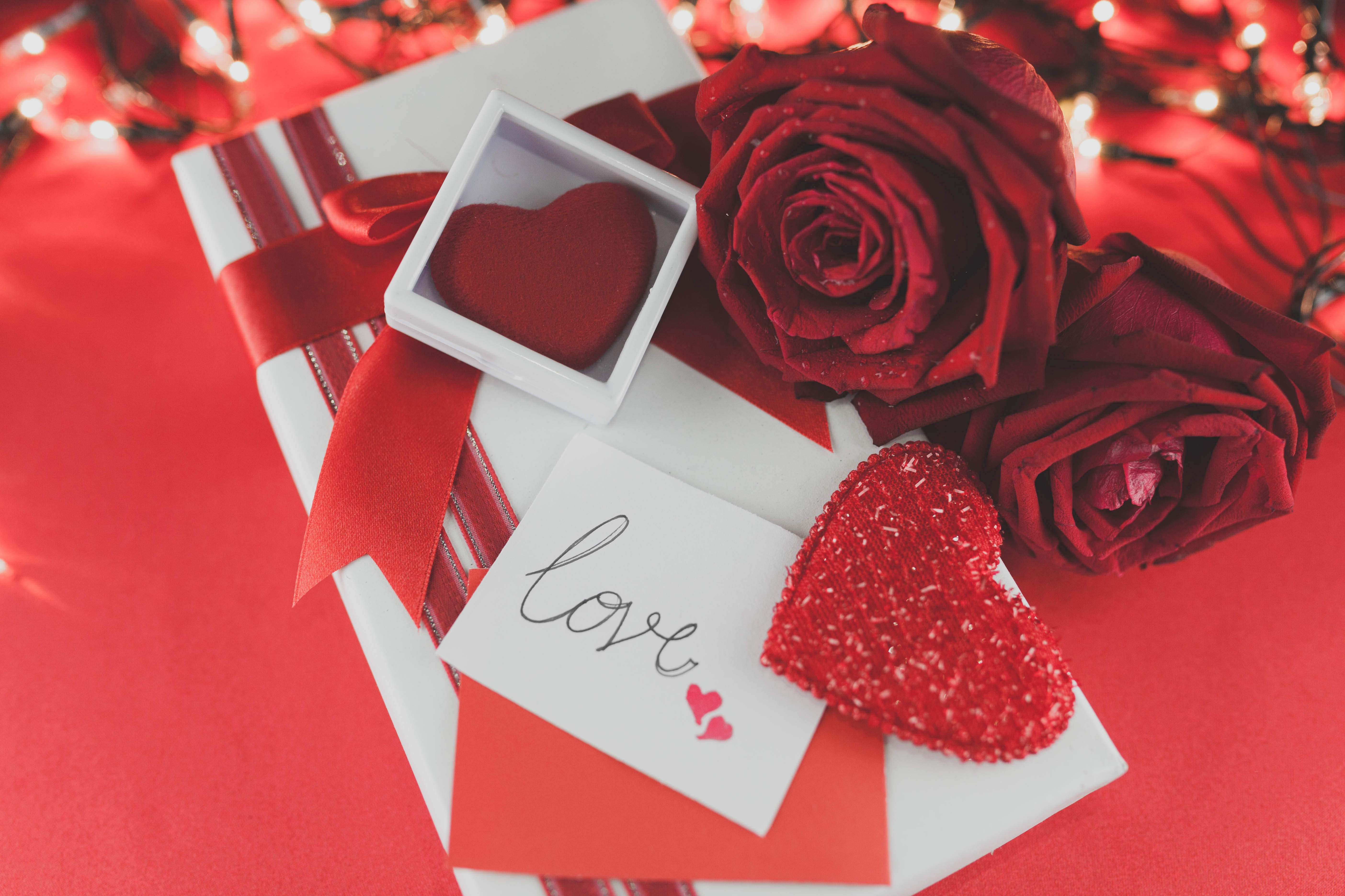 Valentines Day 4K, Rose, Heart, Love, Romantic, Red Rose, Gift Gallery HD Wallpaper
