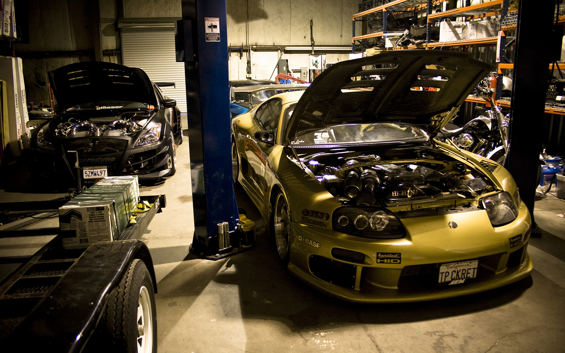 Toyota Supra Shop Engine tuning wallpaperx1200