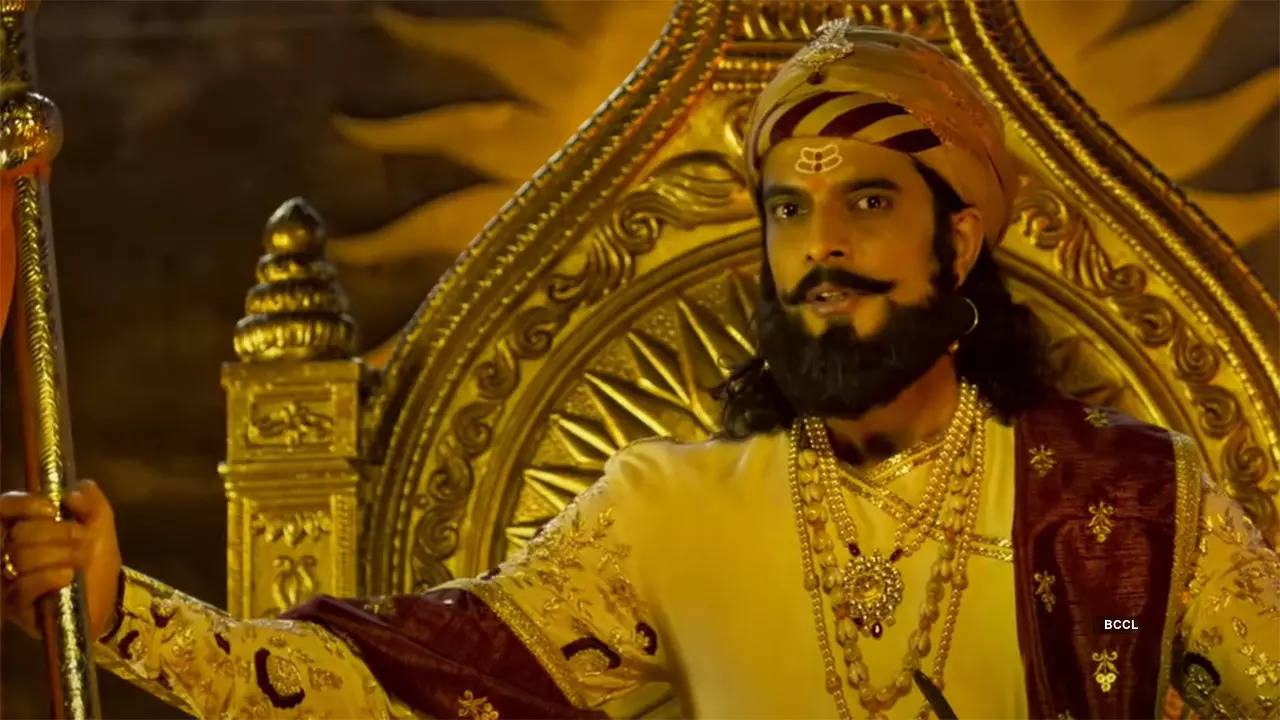 Sarsenapati Hambirrao Movie: Showtimes, Review, Songs, Trailer, Posters, News & Videos