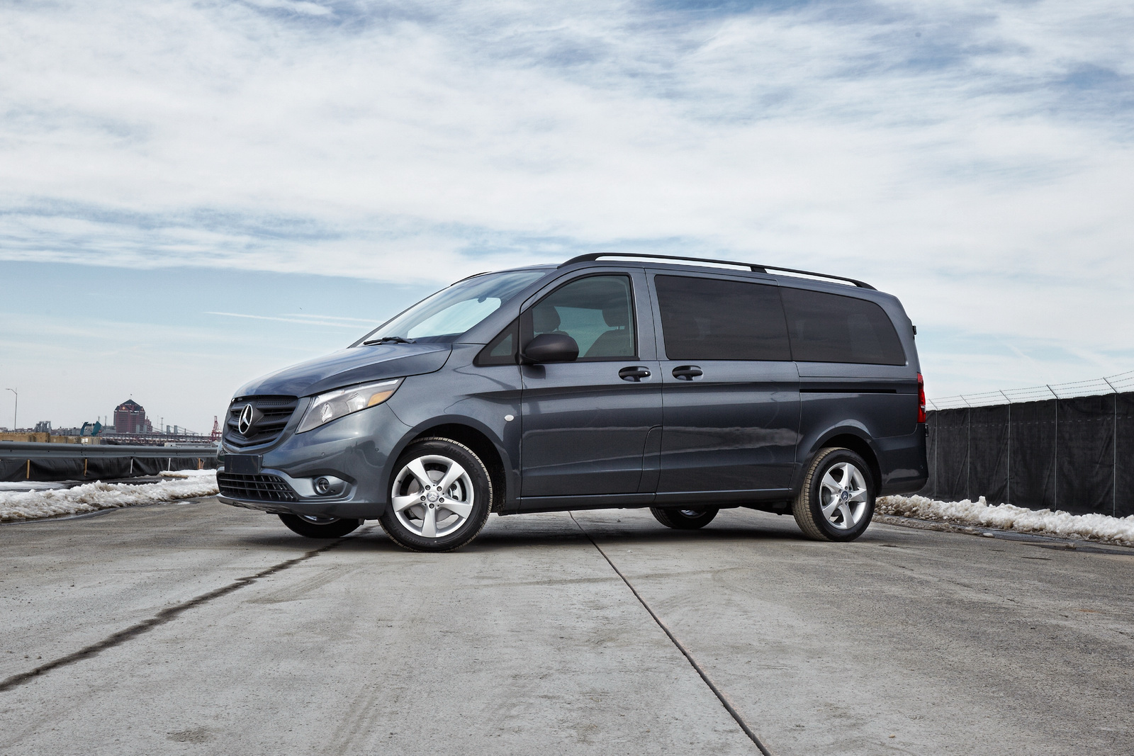 North America Gets Mercedes Benz Vito Badged As The Metris, But Not The V Class