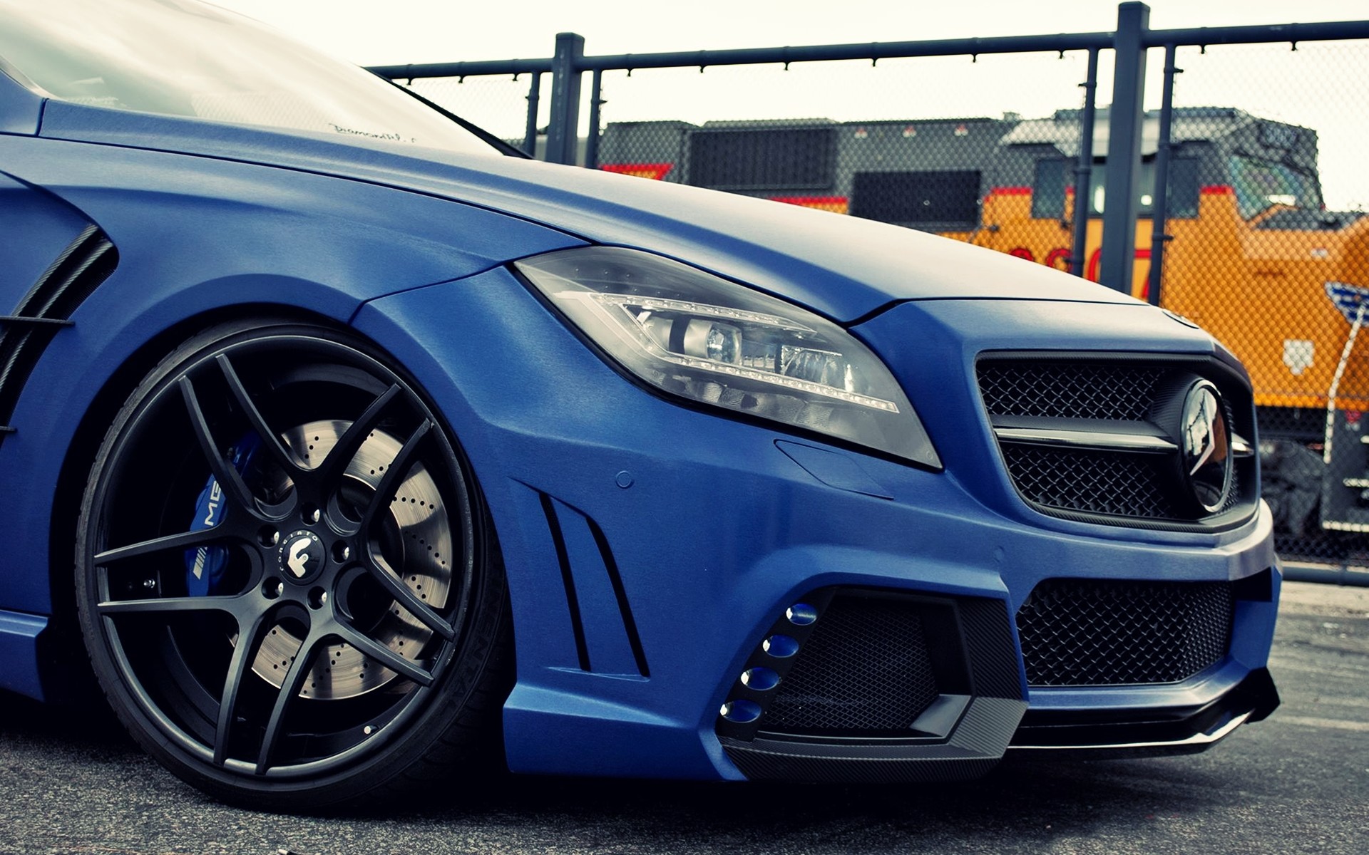 Blue Mercedes Benz CLS 63 AMG Section desktop PC and Mac wallpaper