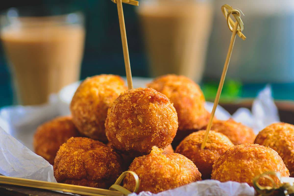 Sexy Cheese Balls [1920x1080] : r/wallpapers