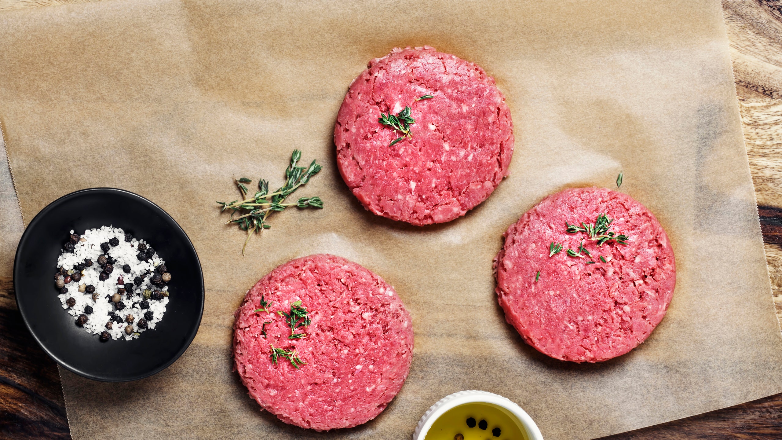An Easy Trick to Nailing Perfect Memorial Day Burger Patties
