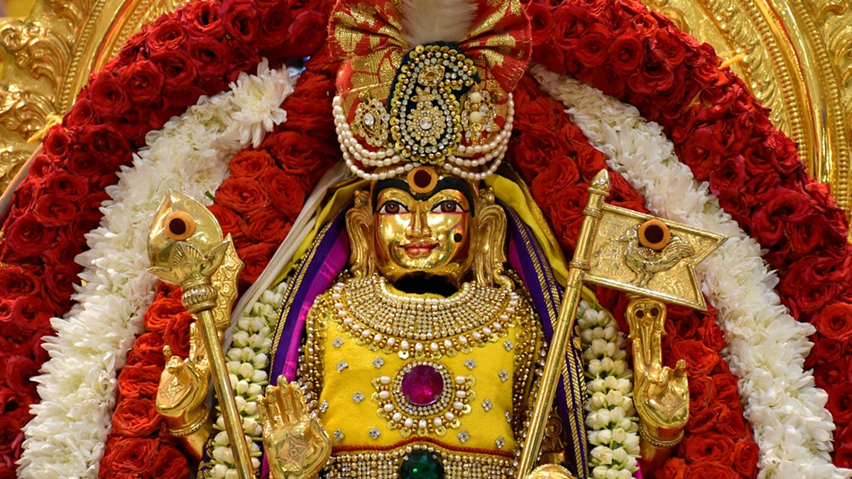 Soorasamharam 2022 Image & Lord Murugan HD Wallpaper For Free Download Online: Celebrate Tiruchendur Soorasamharam Festival in Tamil Nadu With WhatsApp Messages and Greetings
