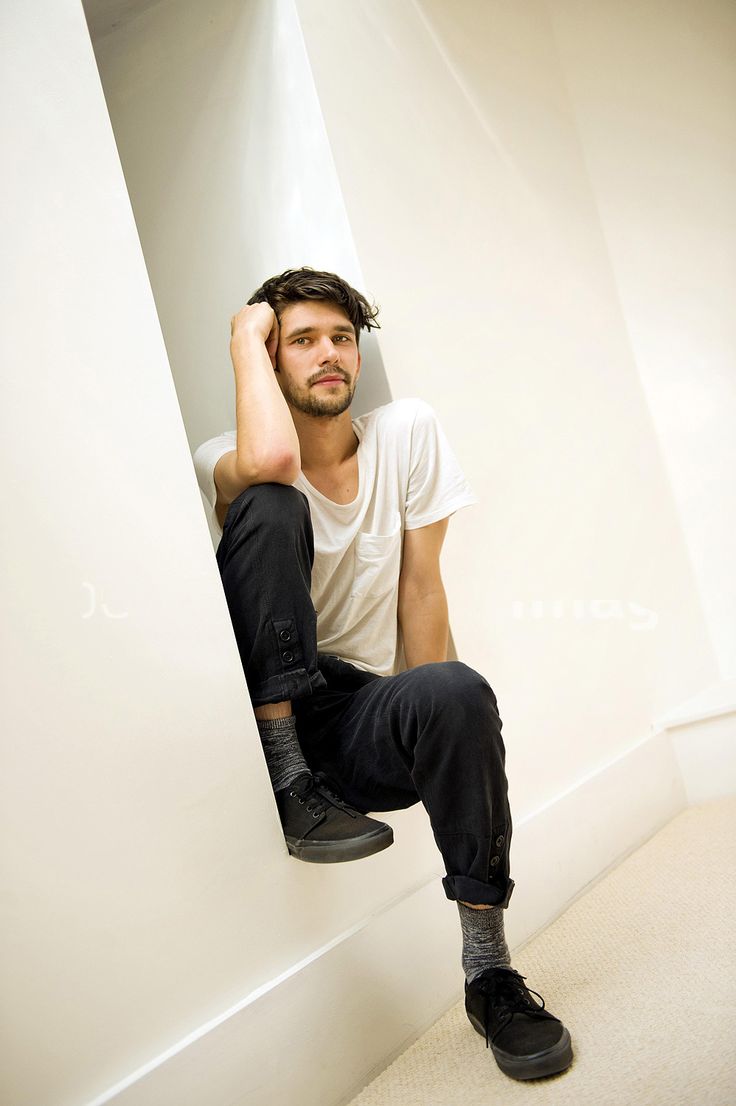 Ground Control to Major Tom. Ben whishaw, Actors, Guys