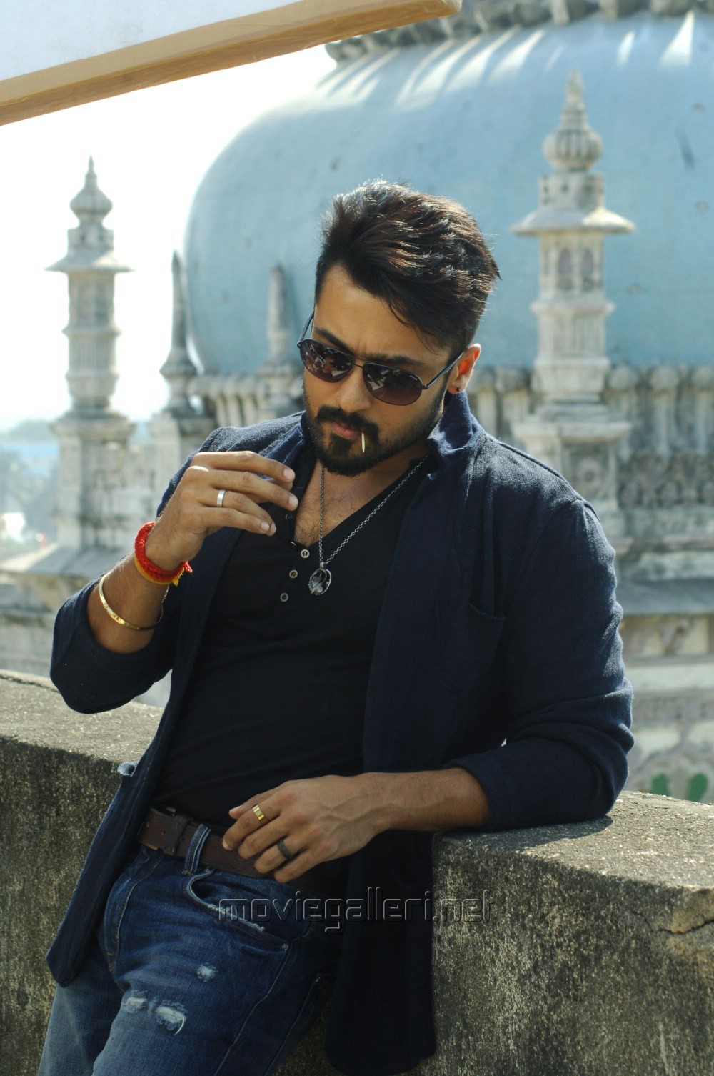 Anjaan Tamil Movie Stills. Actor Suriya Photo. N.Lingusamy. New Movie Posters