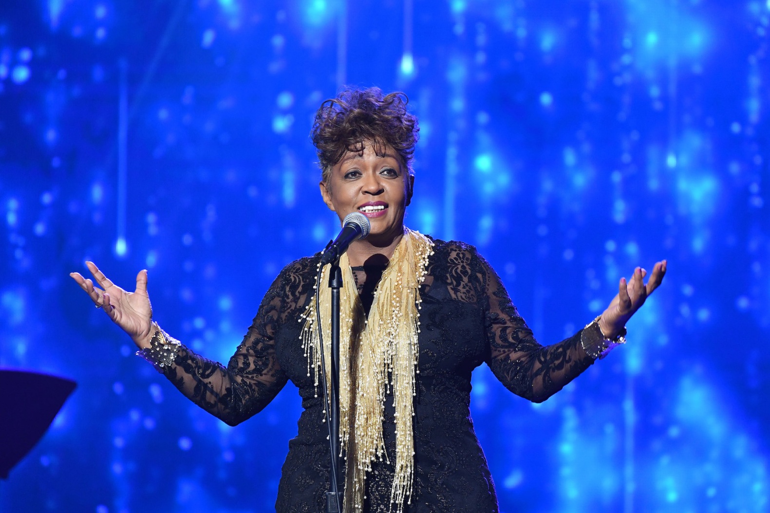 Anita Baker Announces Tour Celebrating 'The Songstress' Anniversary