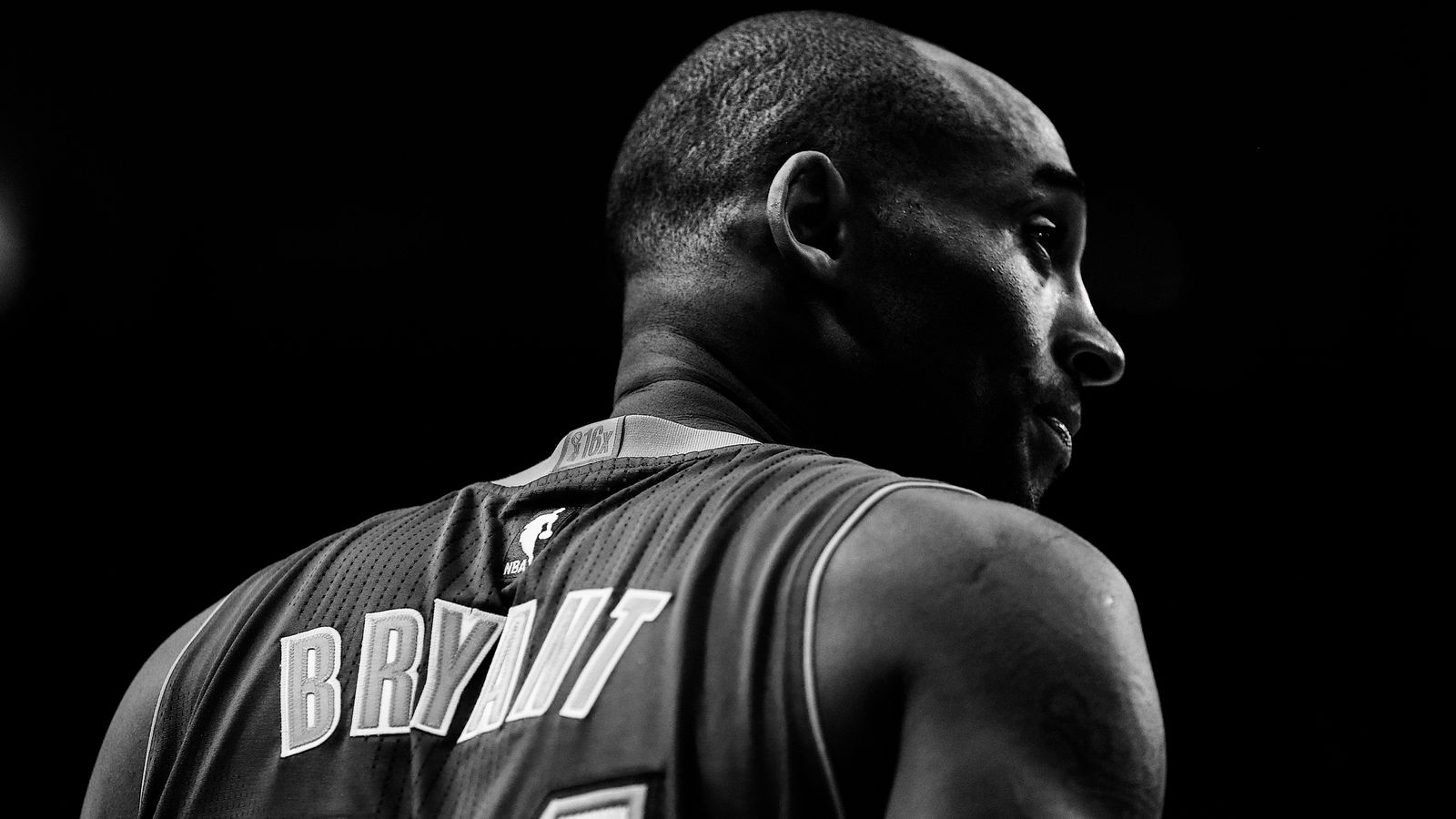Kobe Bryant Black And White Wallpapers Wallpaper Cave