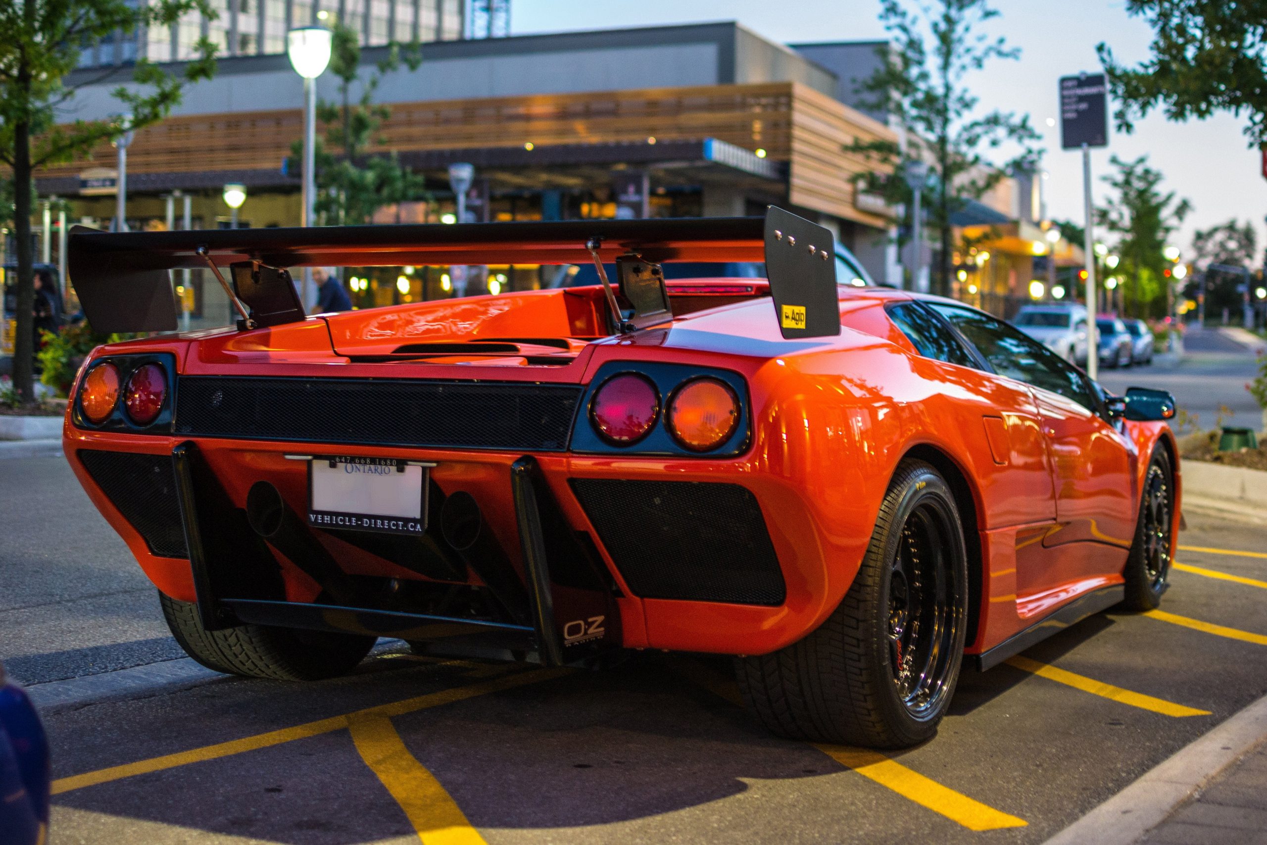 Lamborghini Diablo SV R Wallpaper