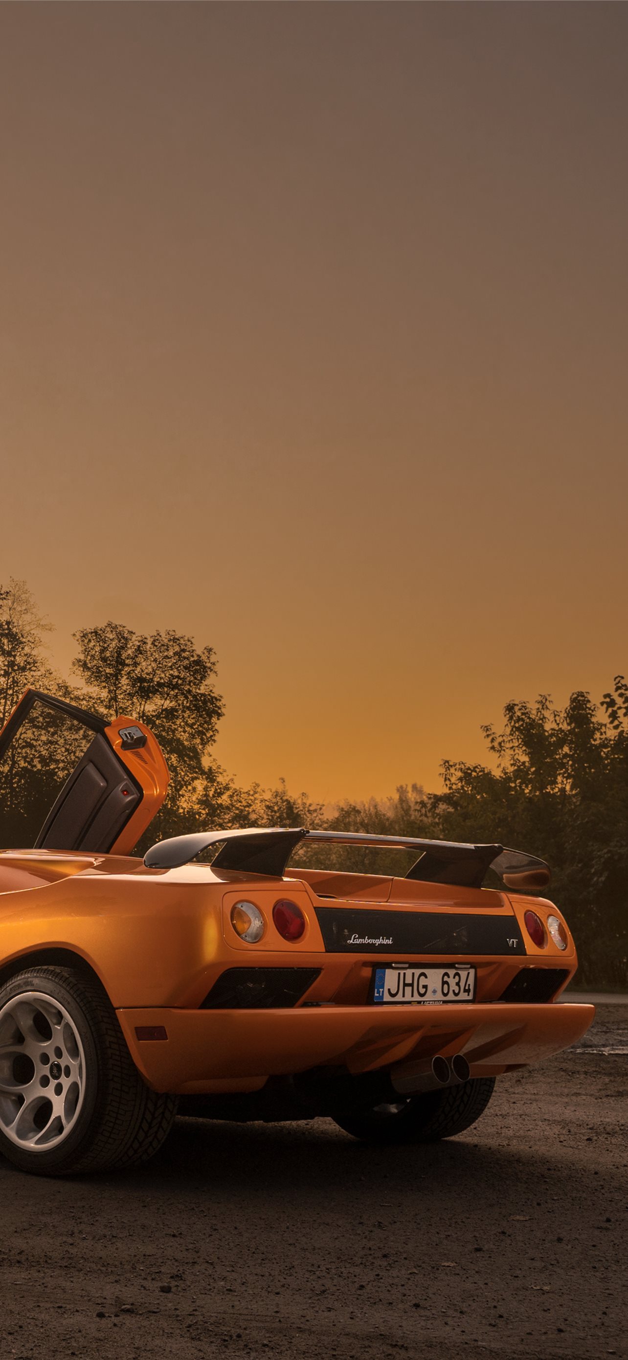 Best Lamborghini diablo iPhone HD Wallpaper