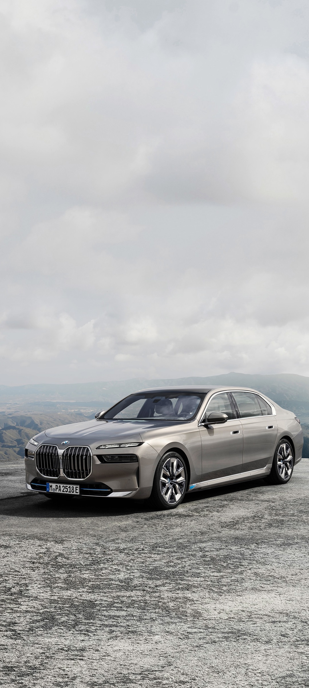 Wallpaper / Vehicles BMW i7 xDrive60 Phone Wallpaper, , 1080x2400 free download