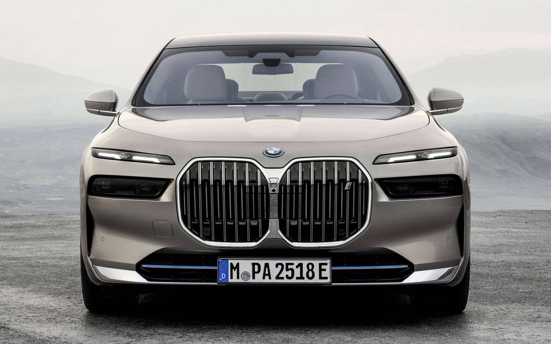 2022 BMW i7 and HD Image