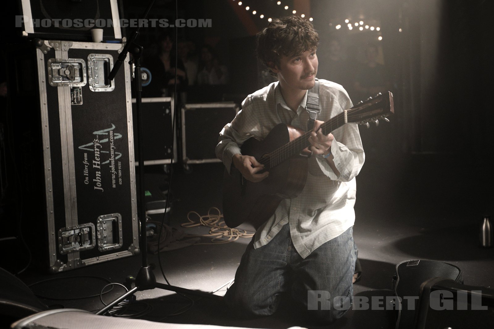 Photo, BLACK COUNTRY, NEW ROAD, Trabendo (PARIS) 10 25 GIL (PhotosConcerts.com) De Concerts