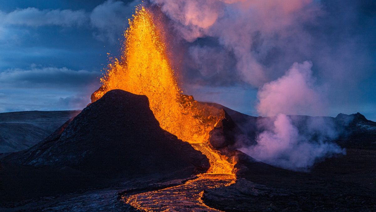 Volcano facts and types of volcanoes