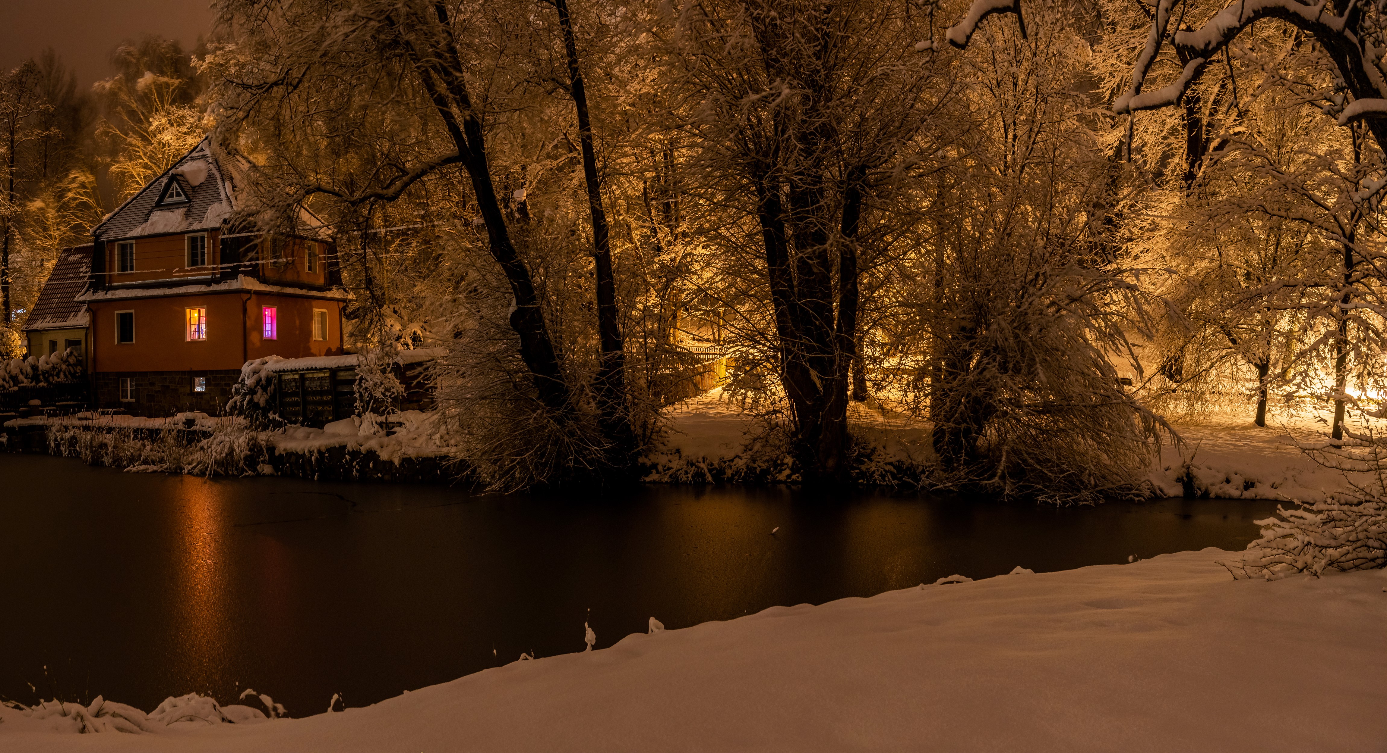 4K, Cunewalde, Germany, Winter, Houses, Evening, Rivers, Snow, Trees Gallery HD Wallpaper
