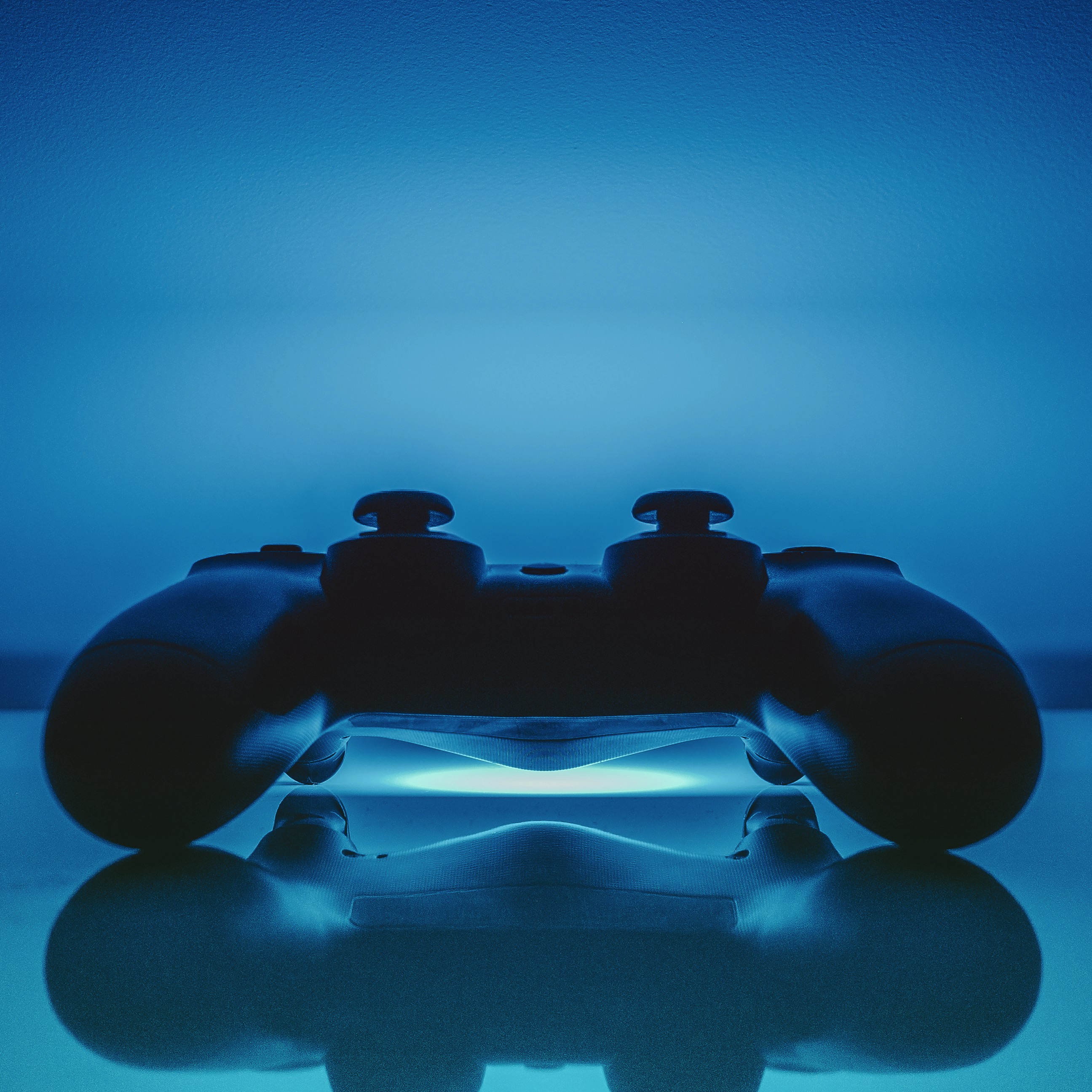 PS controller blue cool. wallpaper.sc iPad