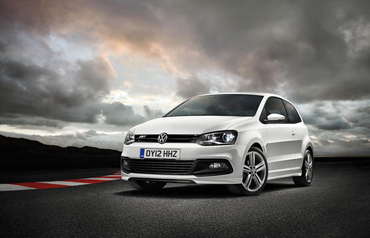 Volkswagen Polo R Line Photo Gallery