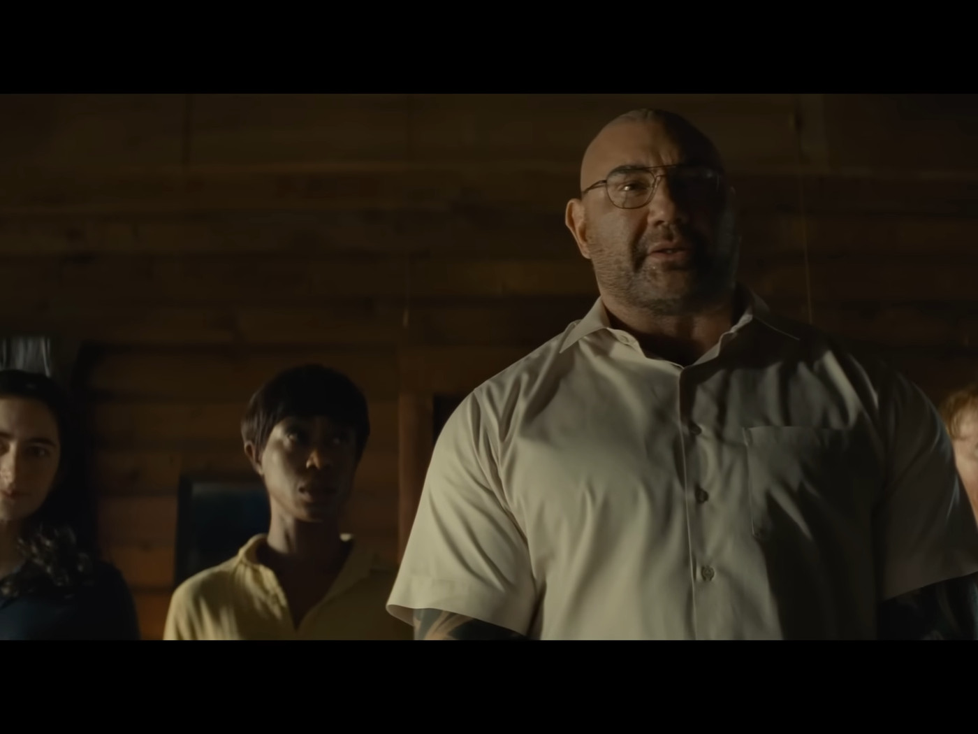 Knock at the Cabin trailer: M. Night Shyamalan brings on the apocalypse
