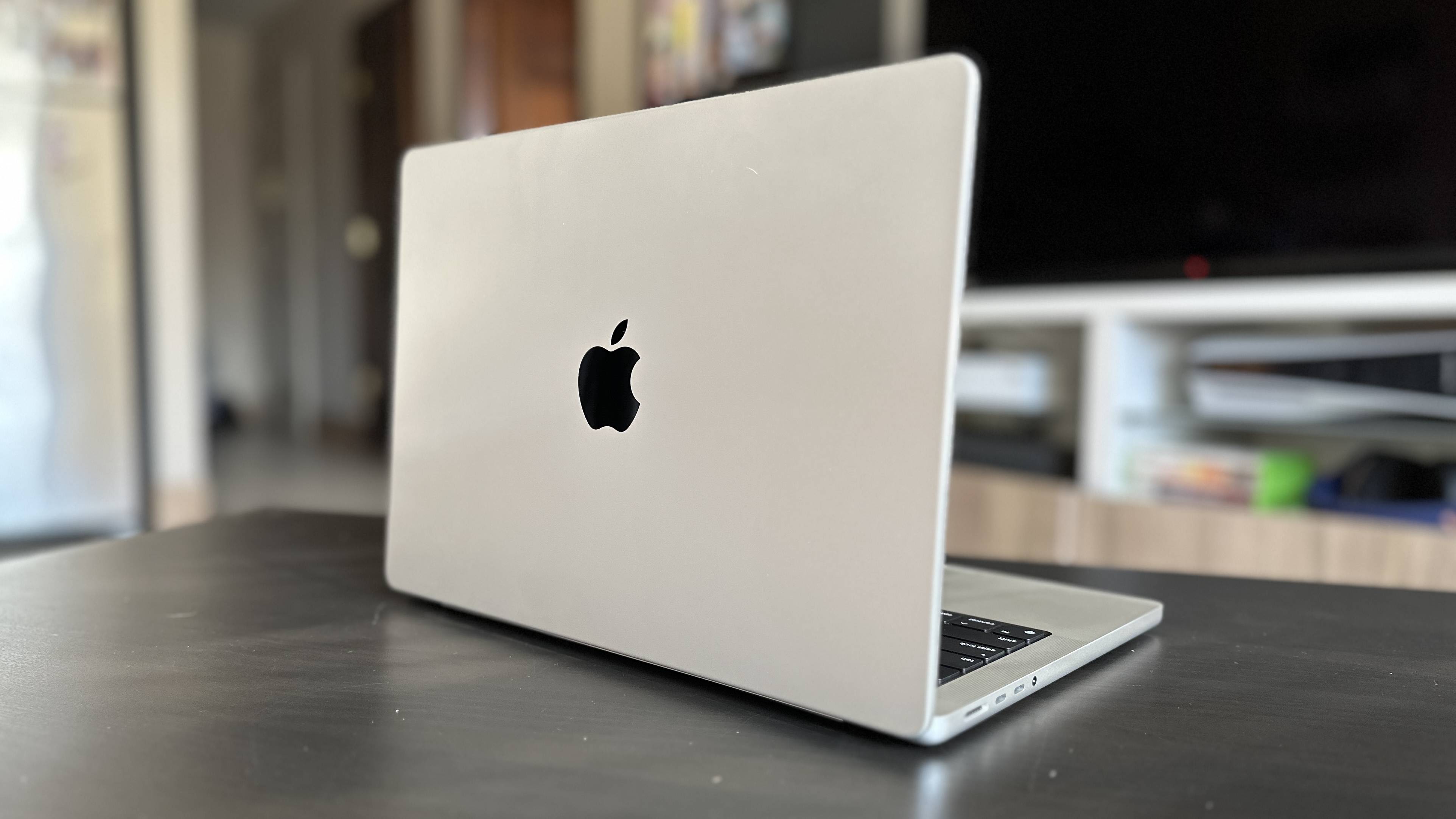 MacBook Pro 14 Inch Review