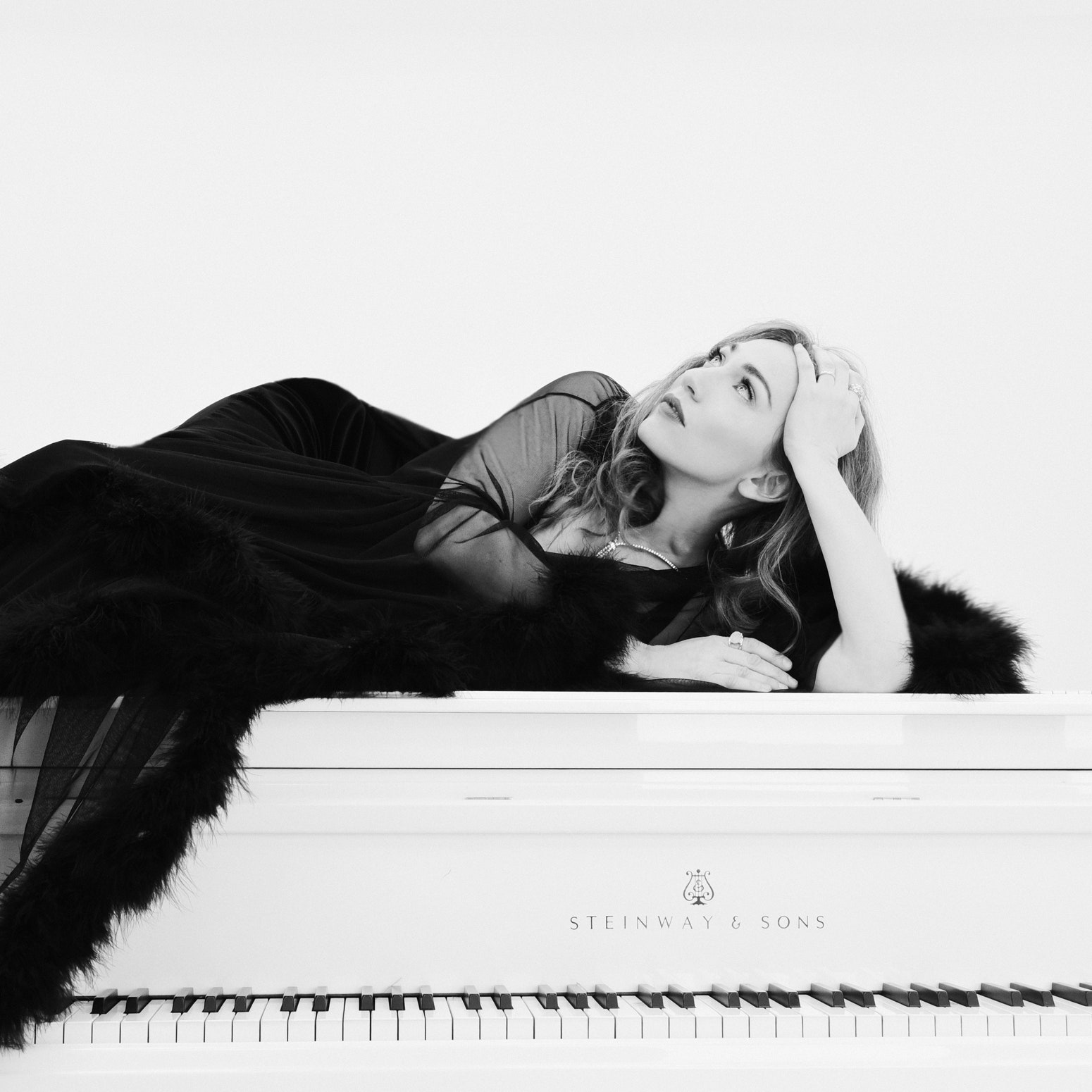 Regina Spektor Tunes Up for Broadway. The New Yorker