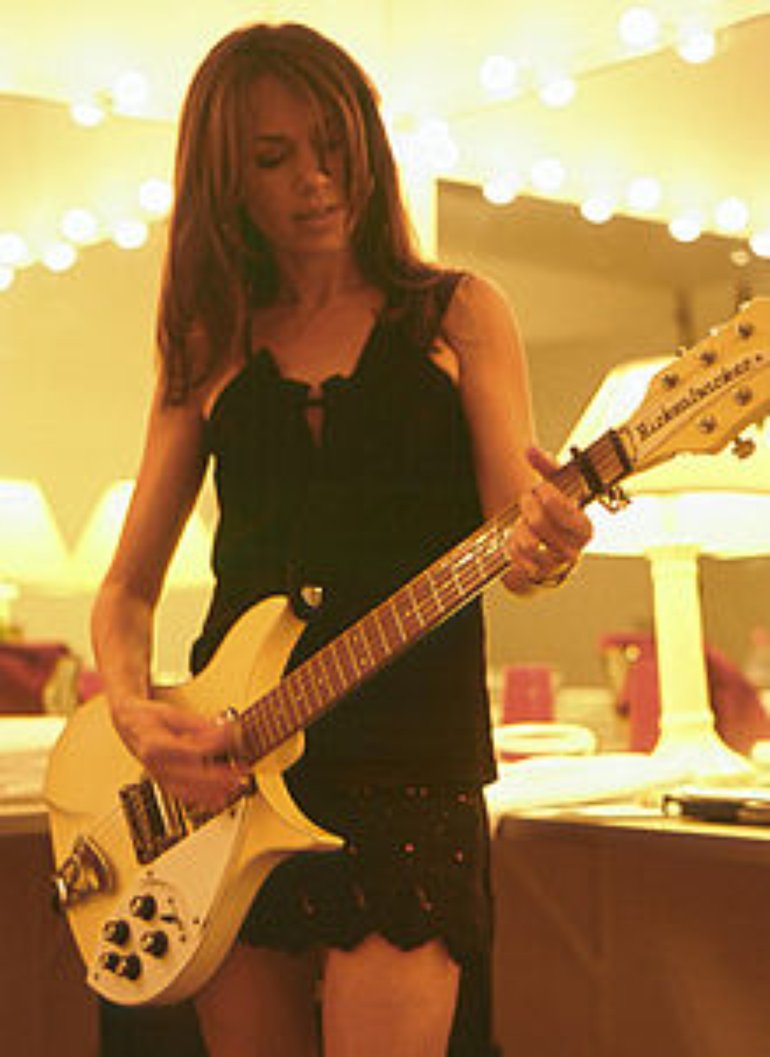 Susanna Hoffs Photo (15 of 56)
