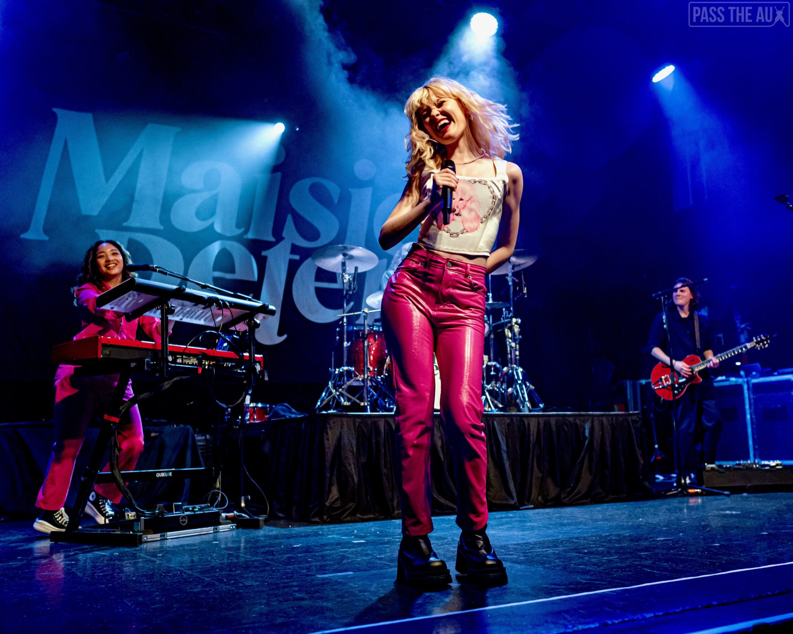 Maisie Peters Packs El Rey Back To Back Nights
