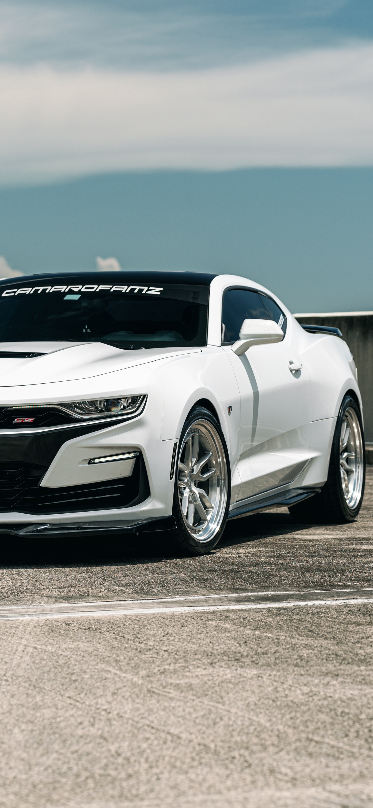 Chevrolet Camaro Wallpaper 4K, White
