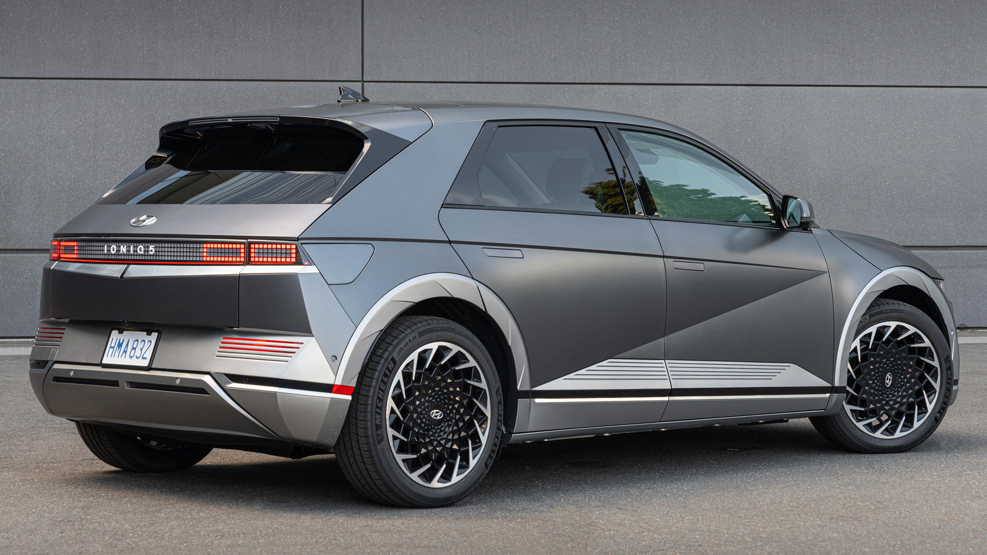 2022 Hyundai Ioniq 5 (US) and HD Image