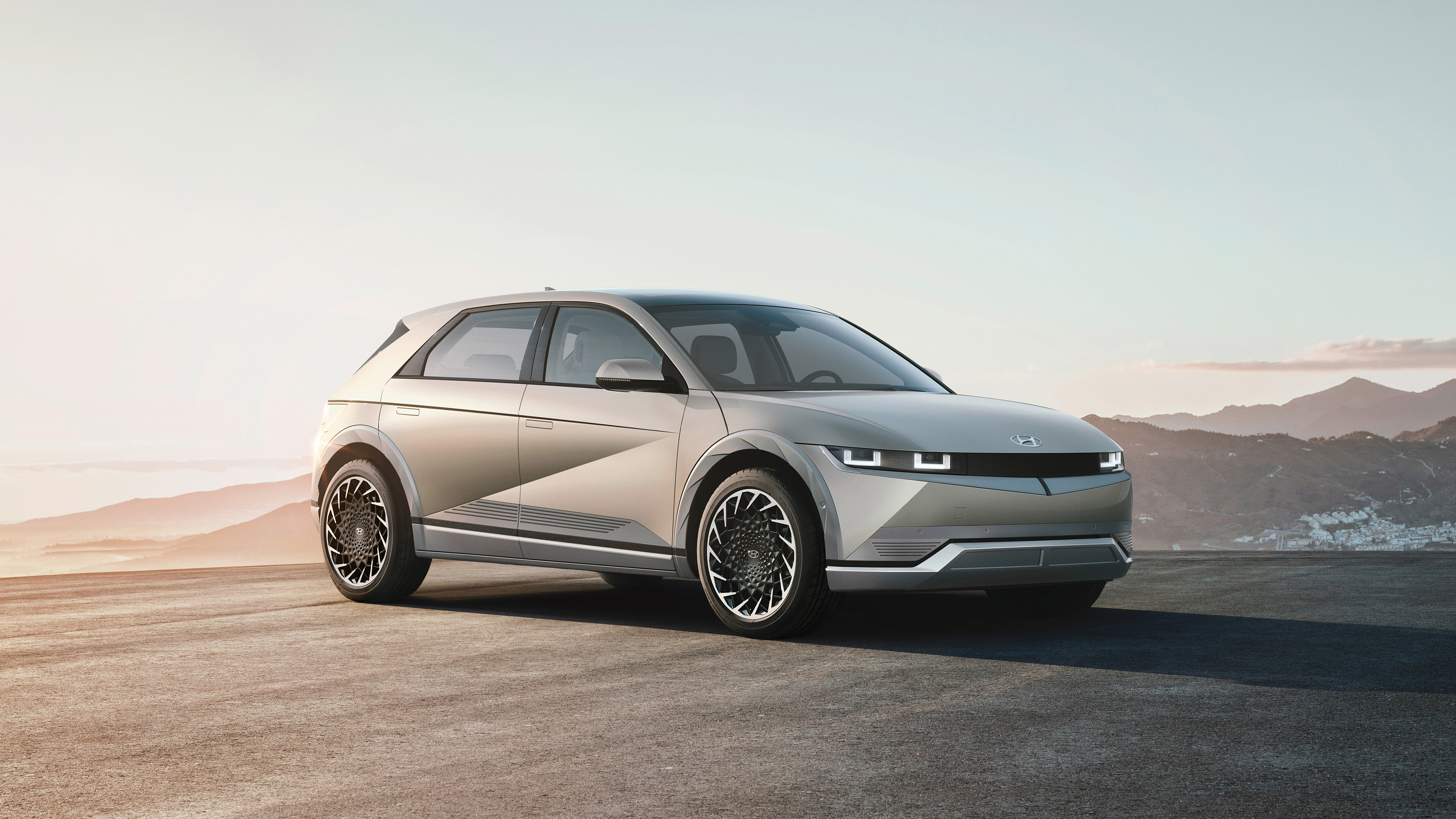 Hyundai Ioniq 5 4K, Silver Car, Hyundai, SUV, Car Gallery HD Wallpaper