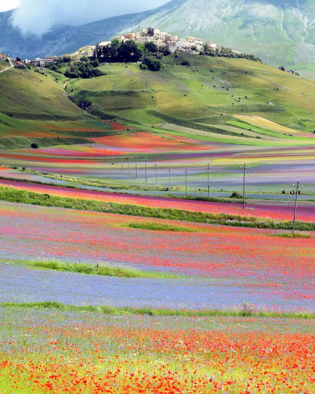 Castelluccio di Norcia, Umbria, Italy. 美しい自然, 美しい風景, 風景写真