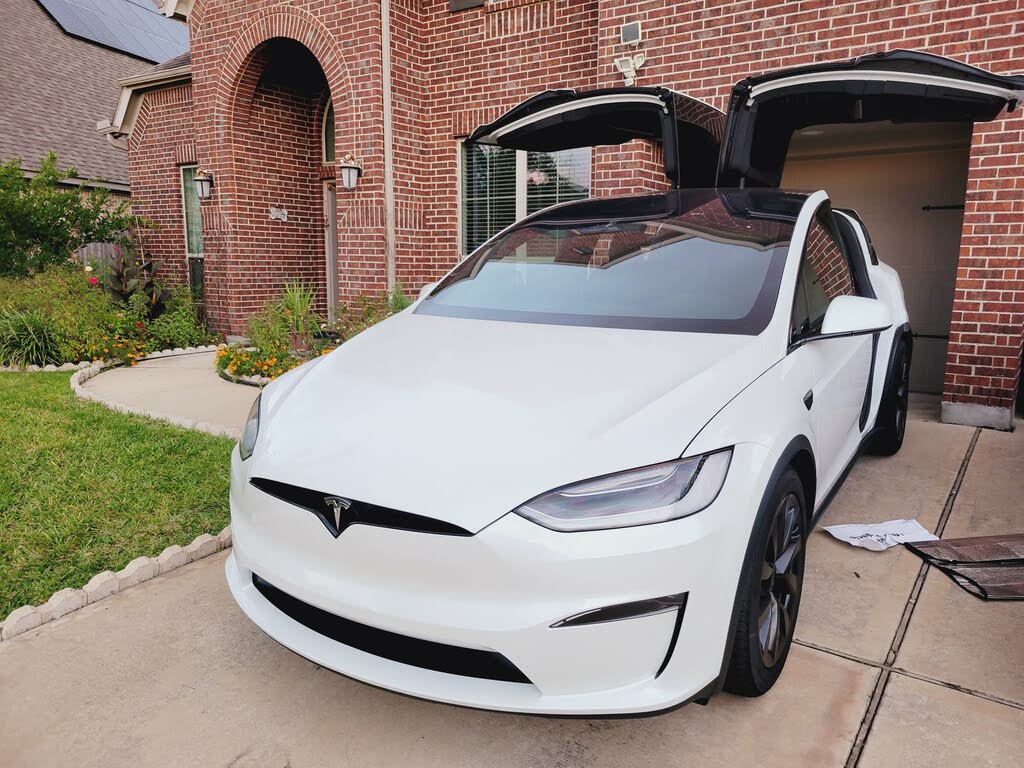 Used Tesla Model X (with Photo)