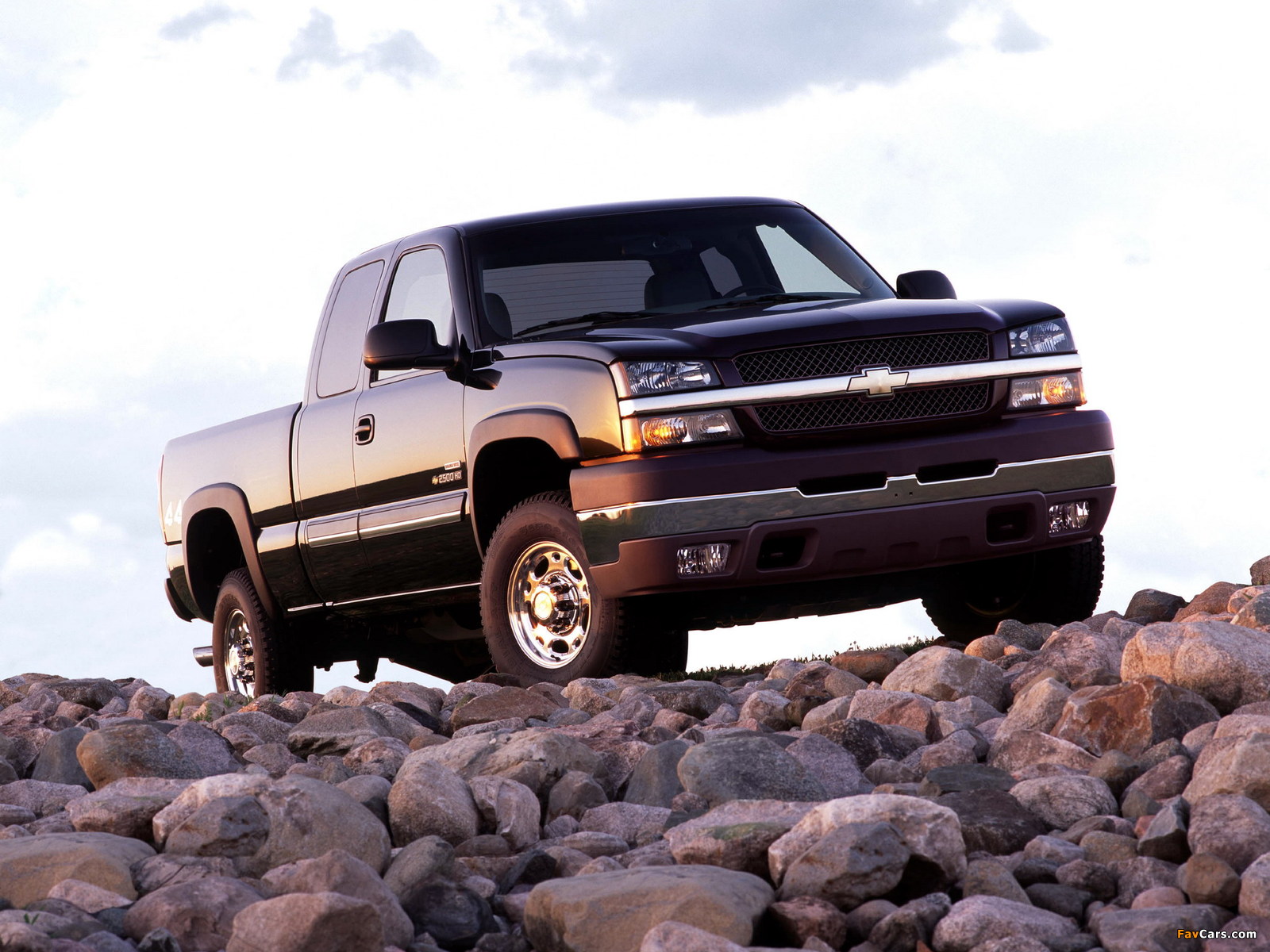 Chevrolet Silverado 2500 HD Extended Cab 2002–07 wallpaper (1600x1200)